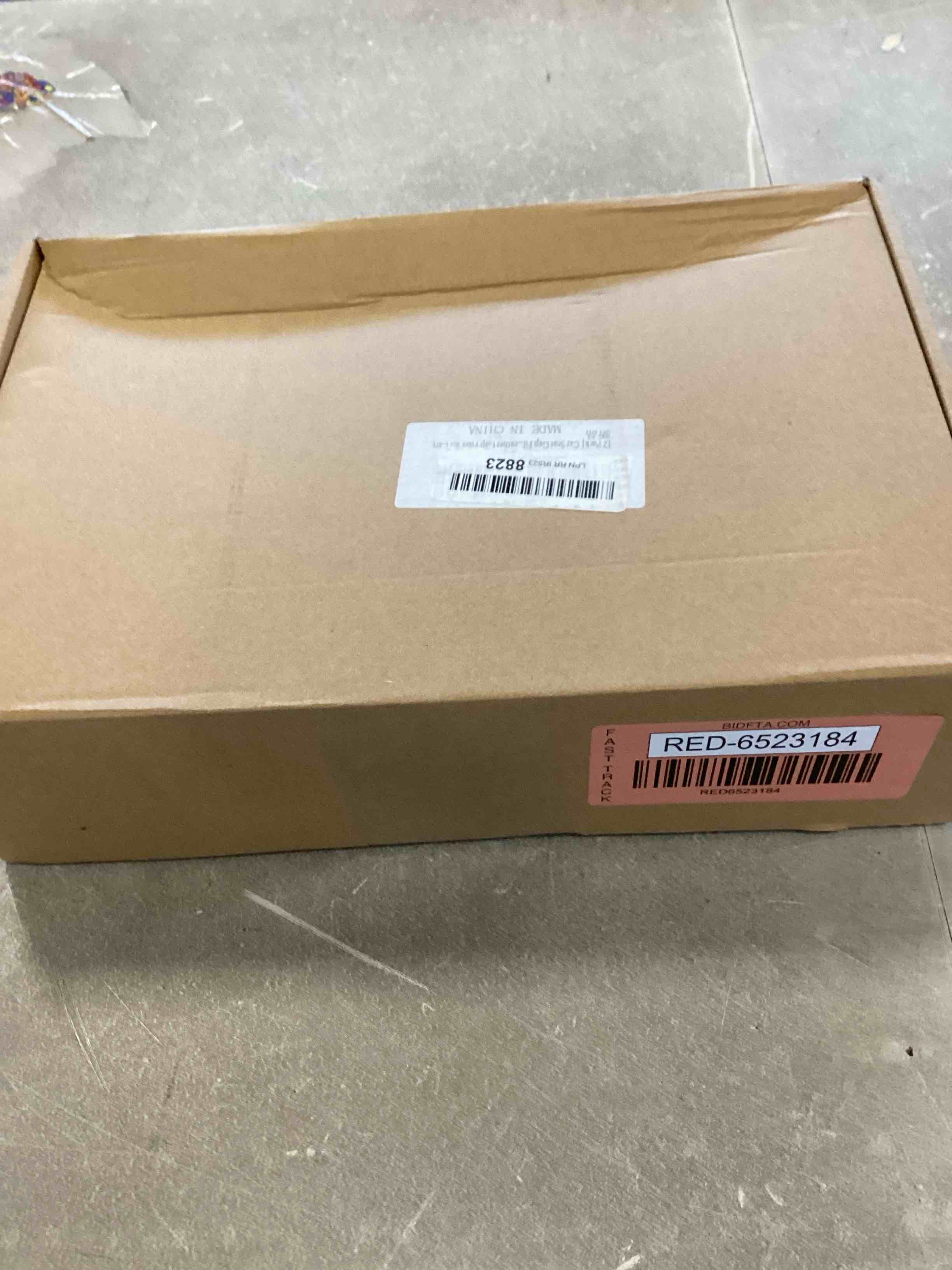 https://s3.amazonaws.com/lotting-images-prod/bidfta/RED6523184_1719586896011.jpeg