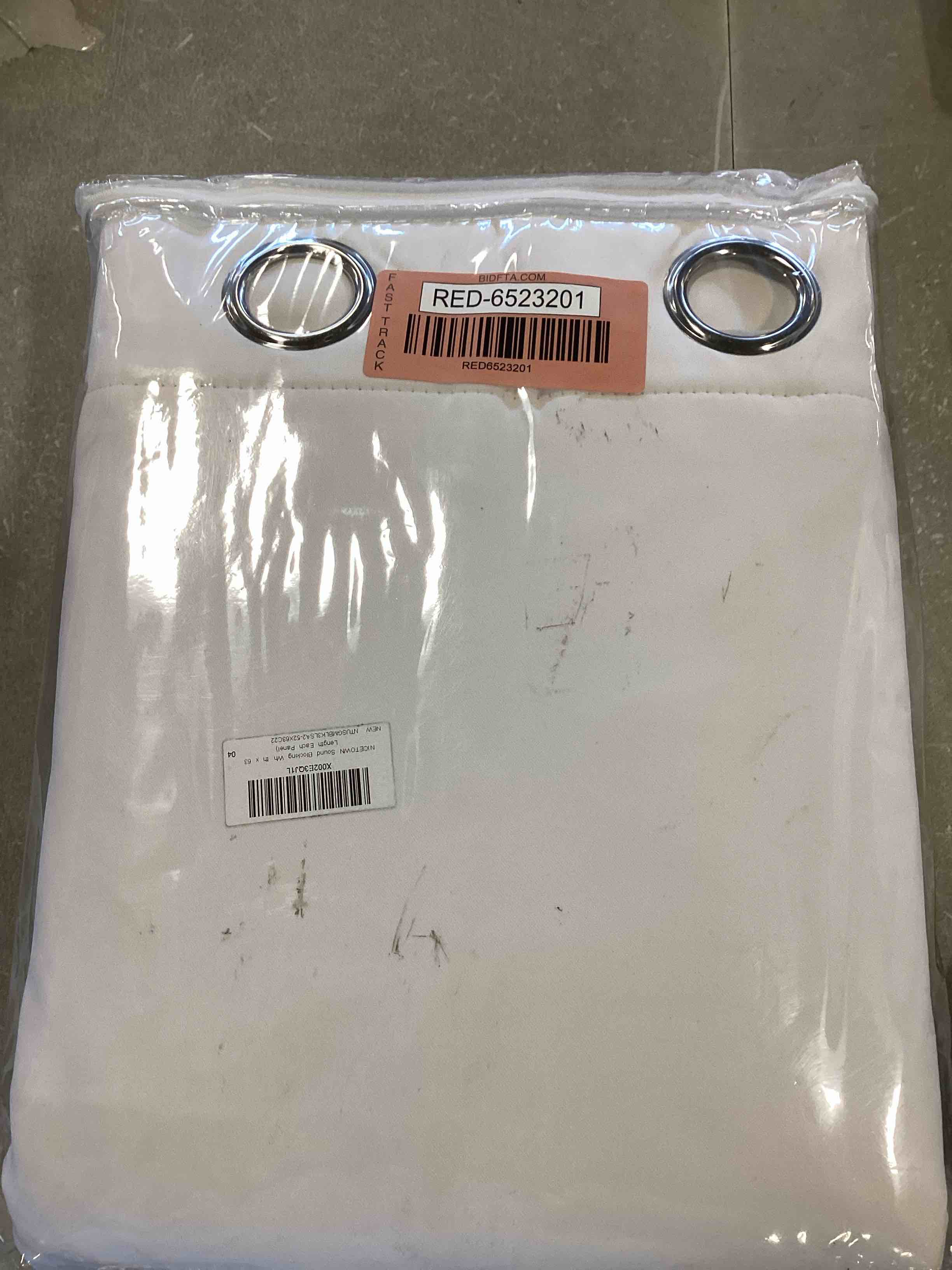 https://s3.amazonaws.com/lotting-images-prod/bidfta/RED6523201_1719589975055.jpeg