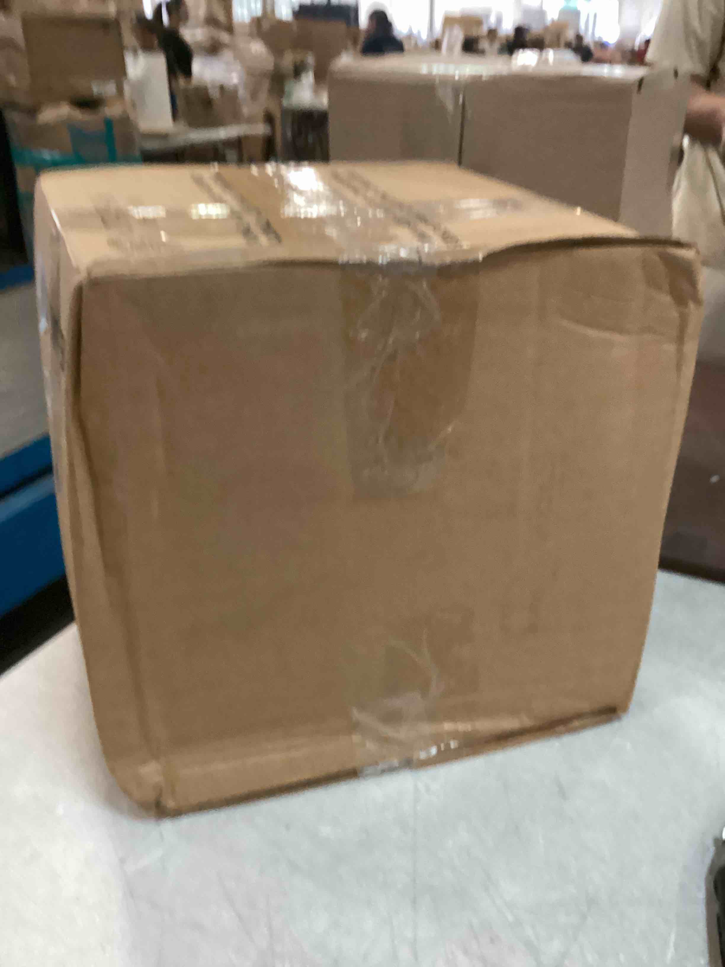 https://s3.amazonaws.com/lotting-images-prod/bidfta/RED6525498_1719328104089.jpeg