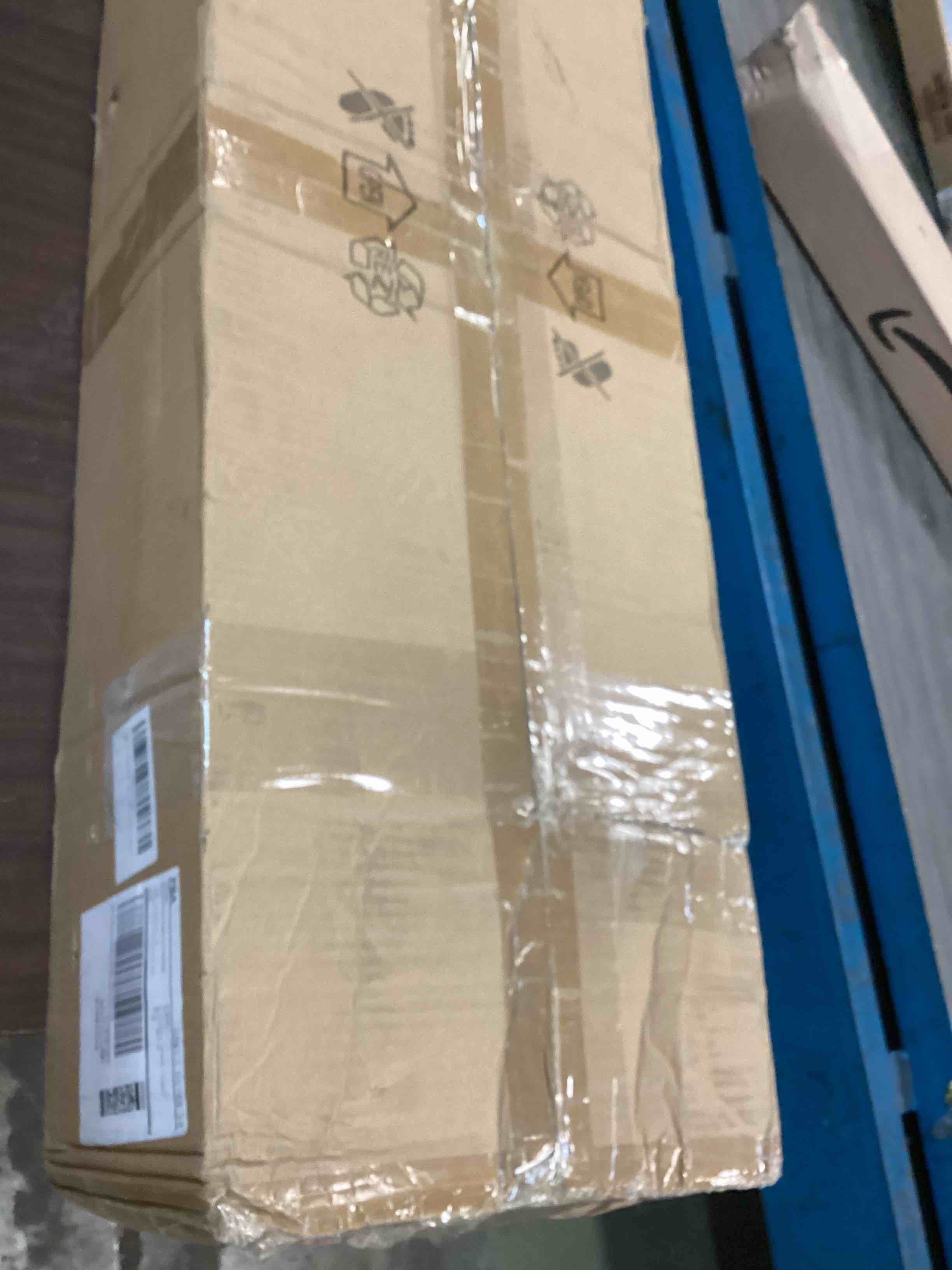 https://s3.amazonaws.com/lotting-images-prod/bidfta/RED6525816_1719408777792.jpeg