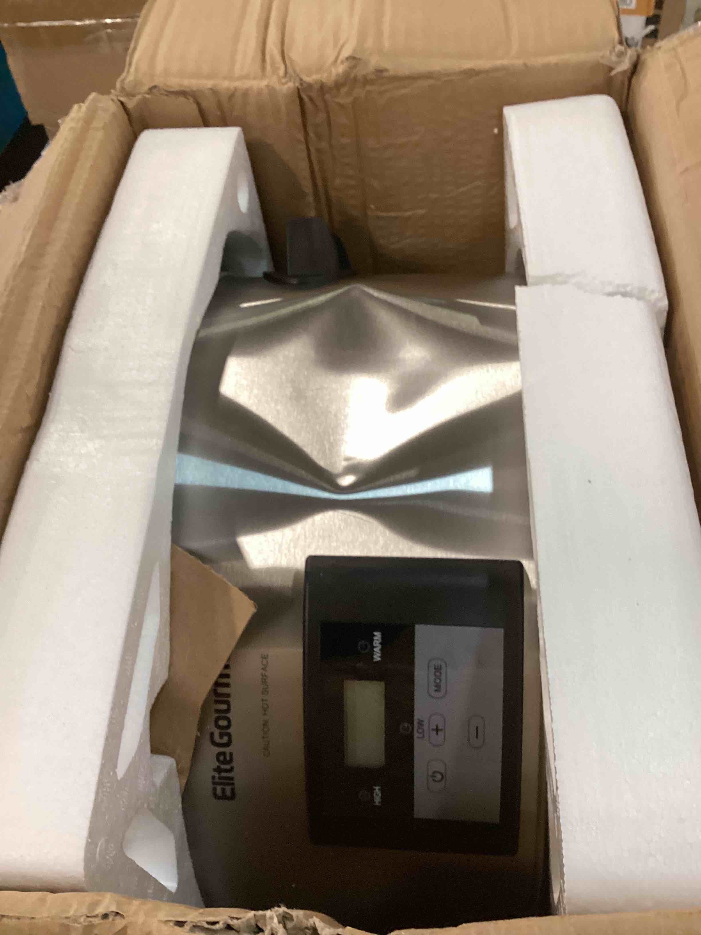 https://s3.amazonaws.com/lotting-images-prod/bidfta/RED6526189_1719518472002.jpeg