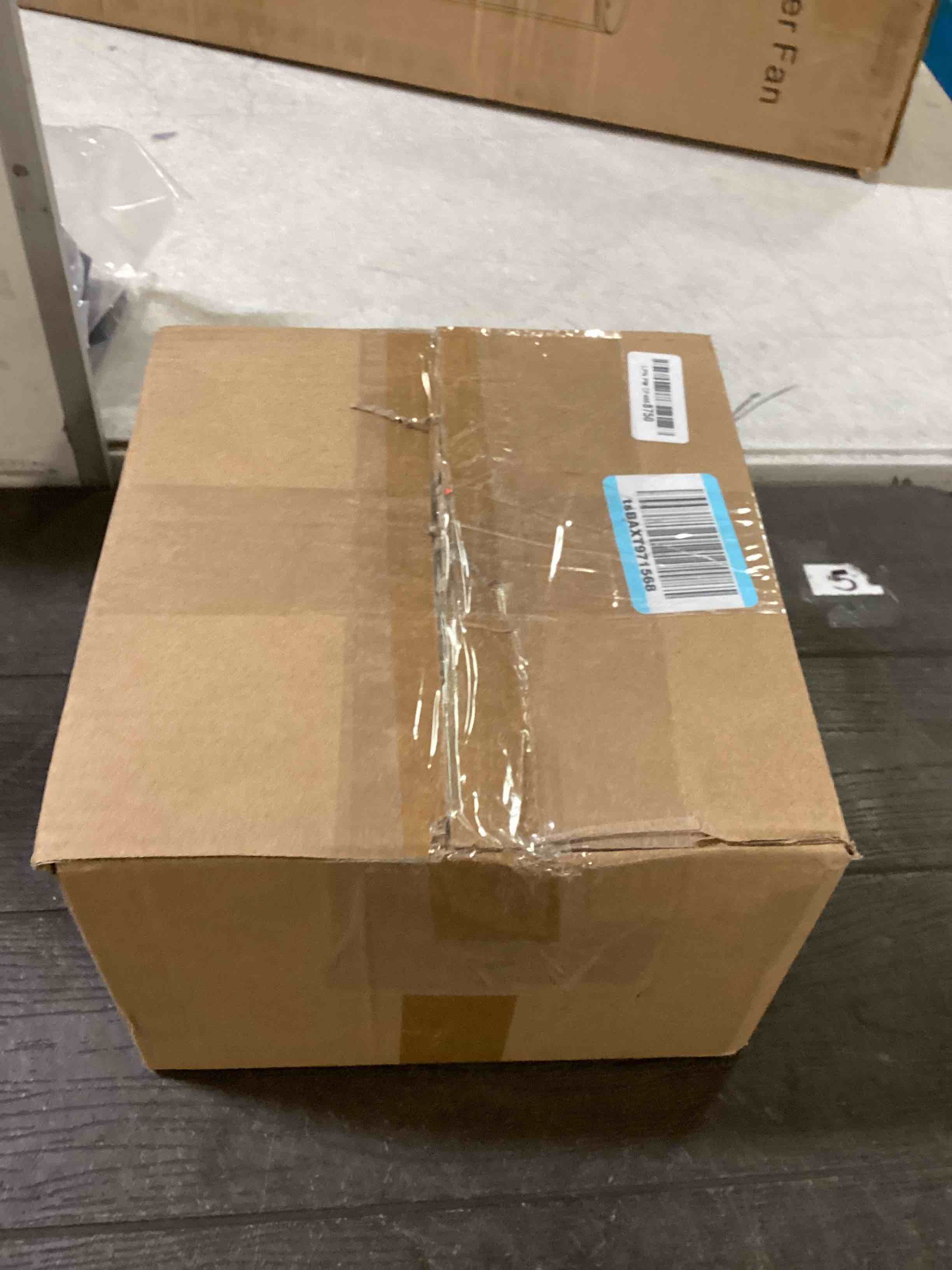 https://s3.amazonaws.com/lotting-images-prod/bidfta/RED6526534_1719938058713.jpeg