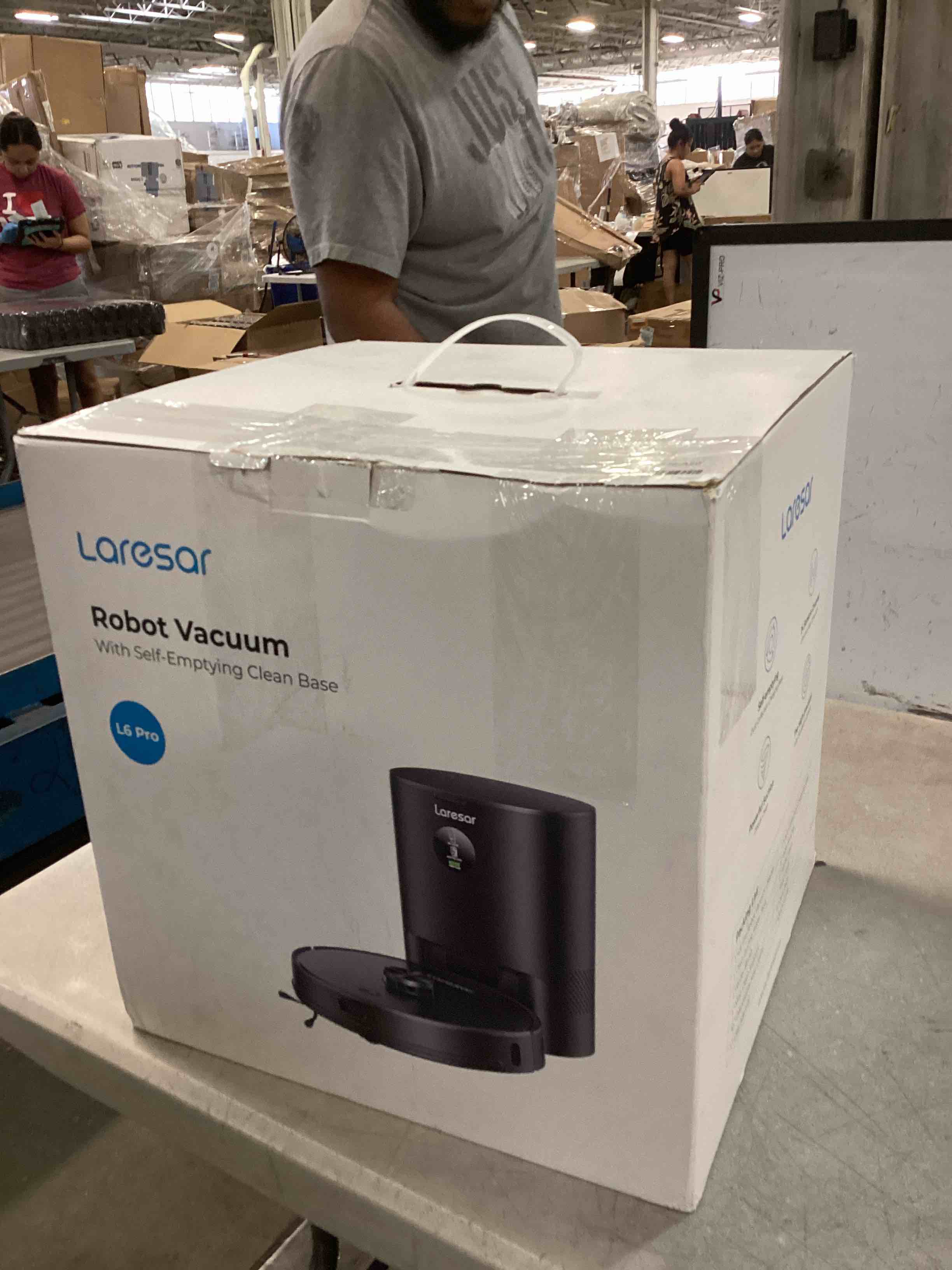 https://s3.amazonaws.com/lotting-images-prod/bidfta/RED6526702_1720014971268.jpeg