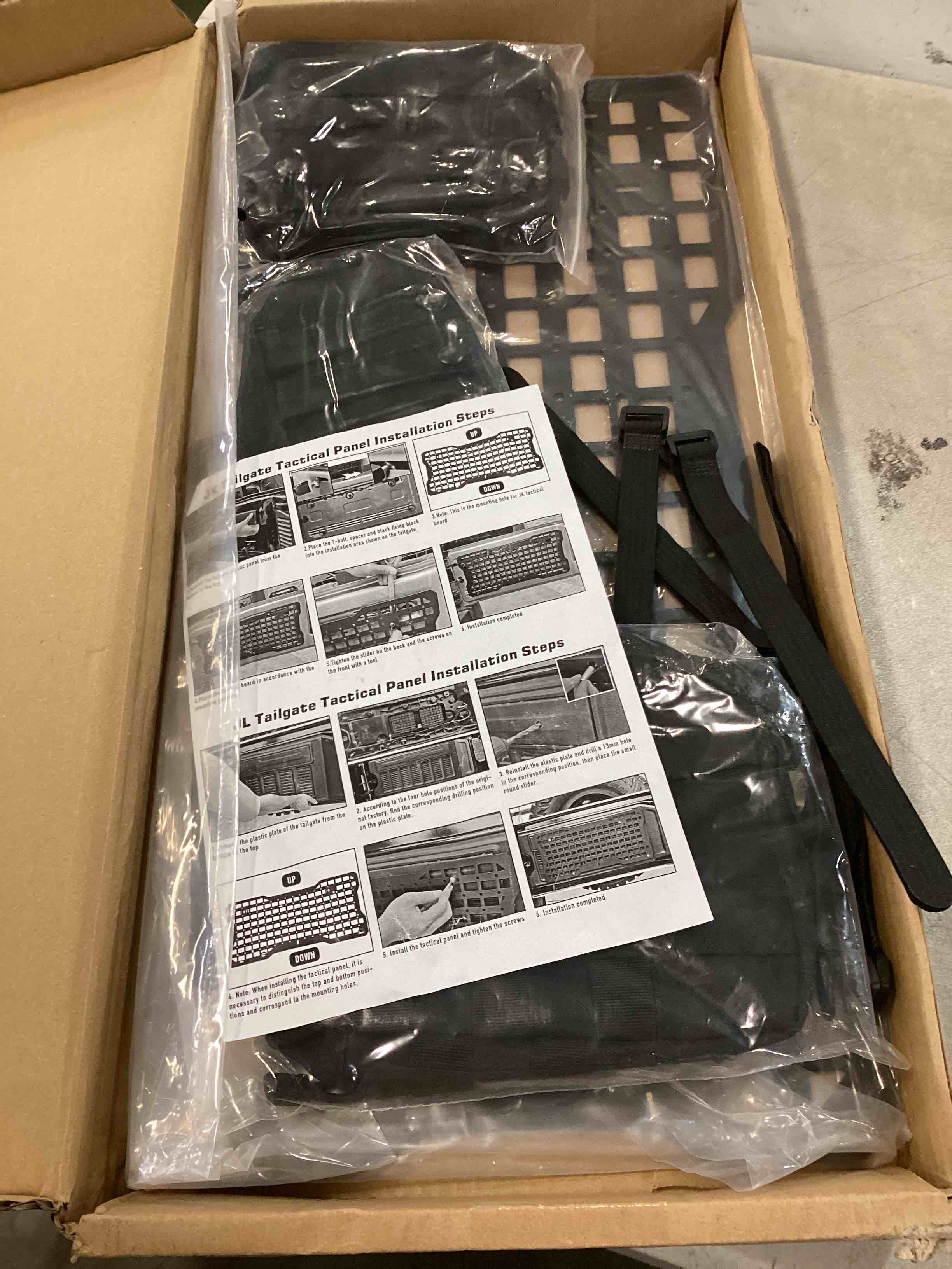 https://s3.amazonaws.com/lotting-images-prod/bidfta/RED6526703_1720016486295.jpeg