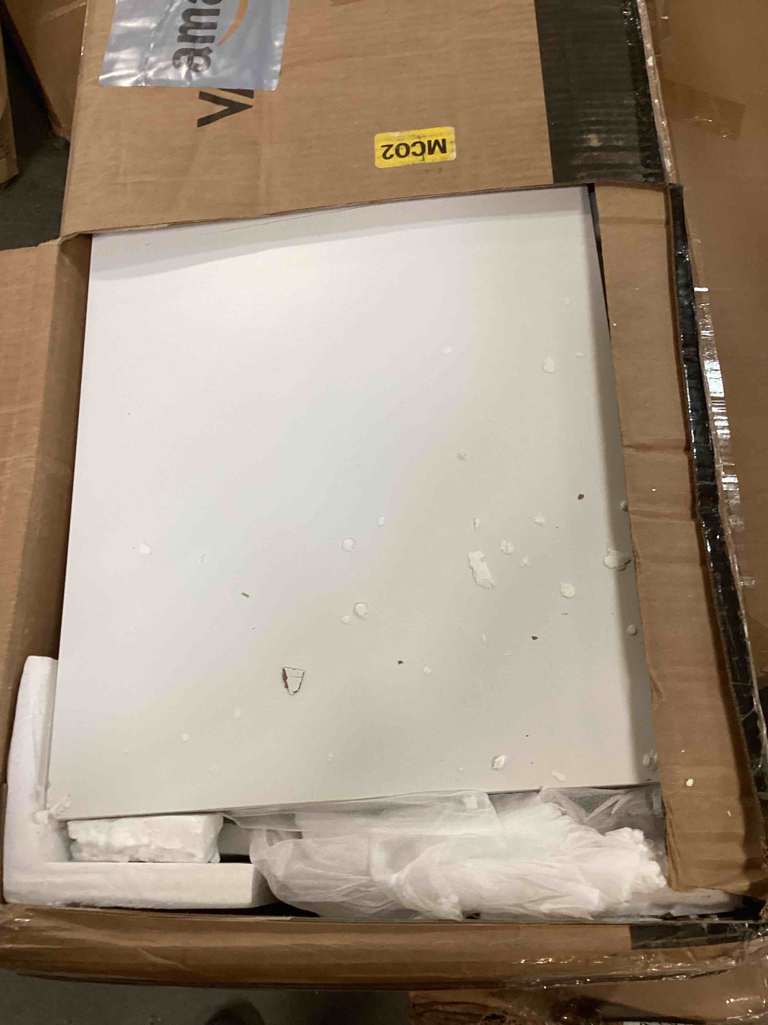https://s3.amazonaws.com/lotting-images-prod/bidfta/RED6526802_1720028426231.jpeg
