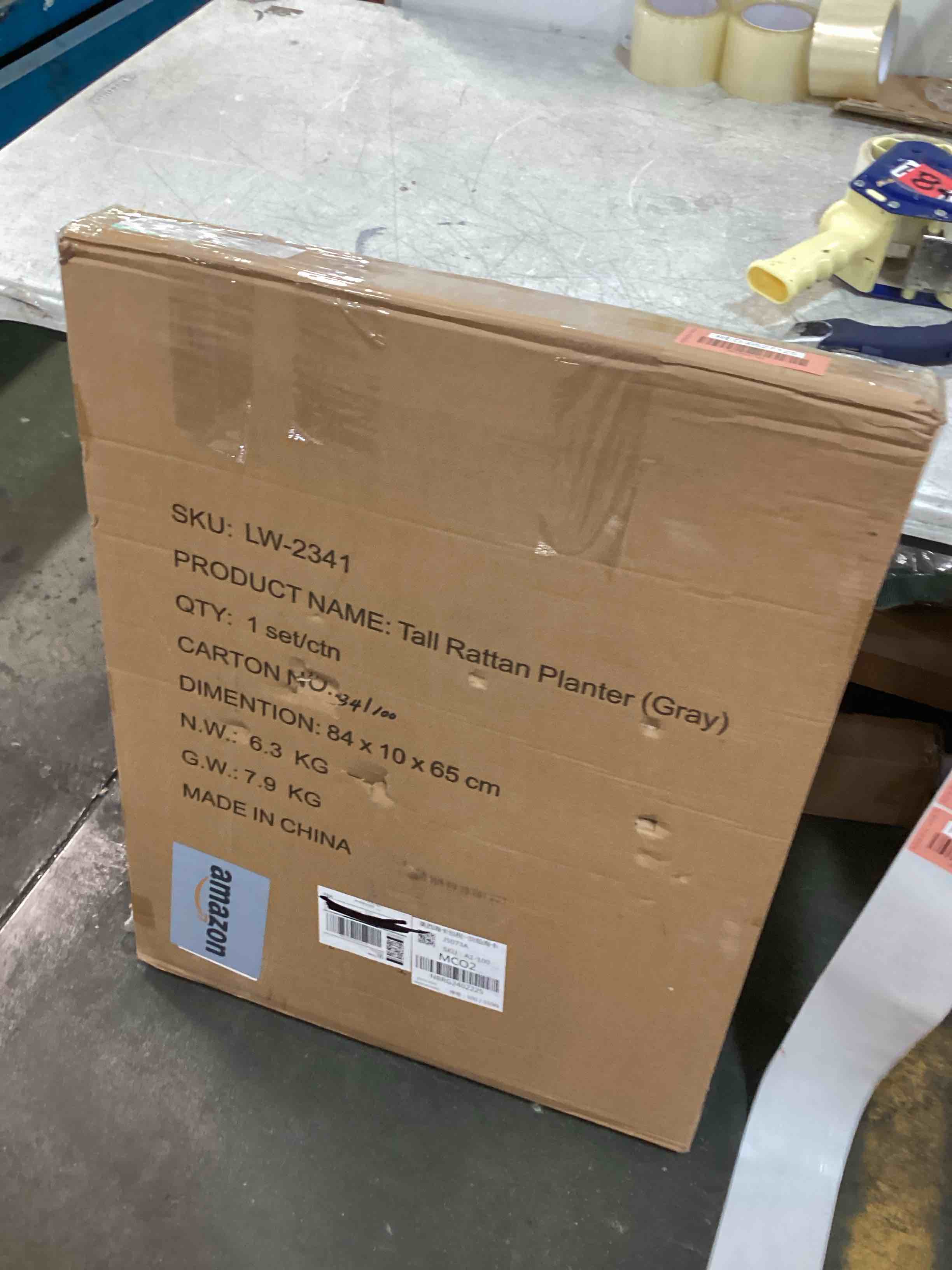 https://s3.amazonaws.com/lotting-images-prod/bidfta/RED6527125_1721154178217.jpeg