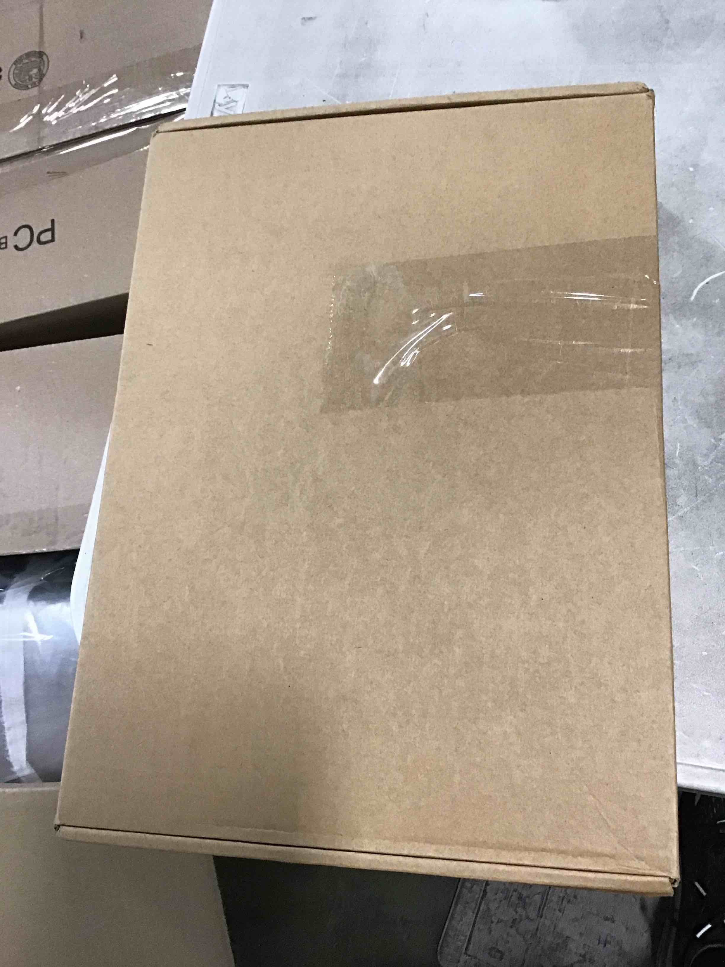 https://s3.amazonaws.com/lotting-images-prod/bidfta/RED6528592_1718996153206.jpeg