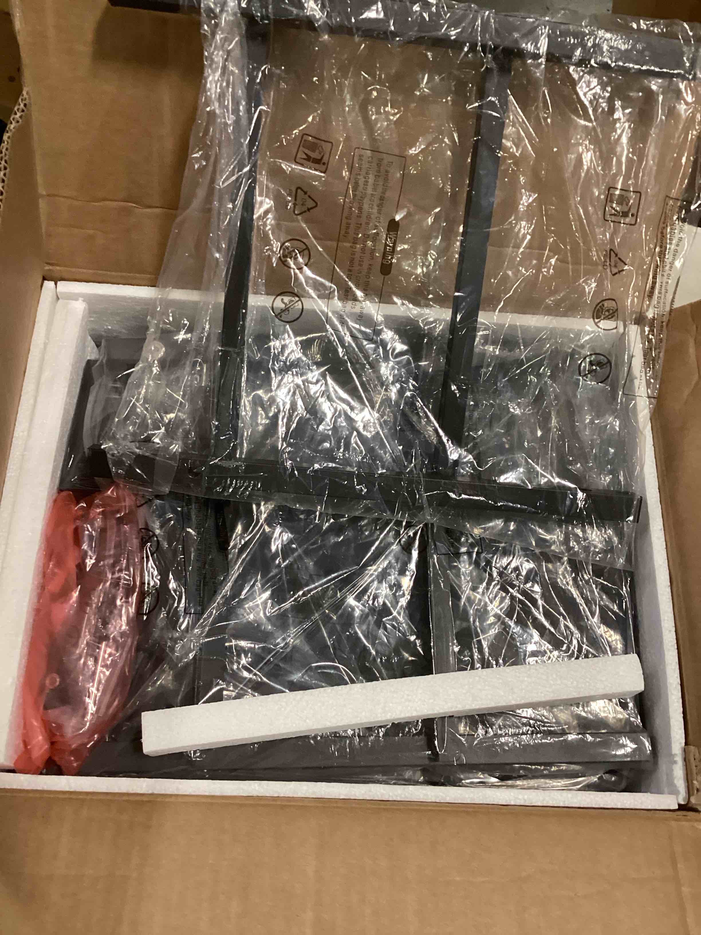 https://s3.amazonaws.com/lotting-images-prod/bidfta/RED6528966_1719319279940.jpeg