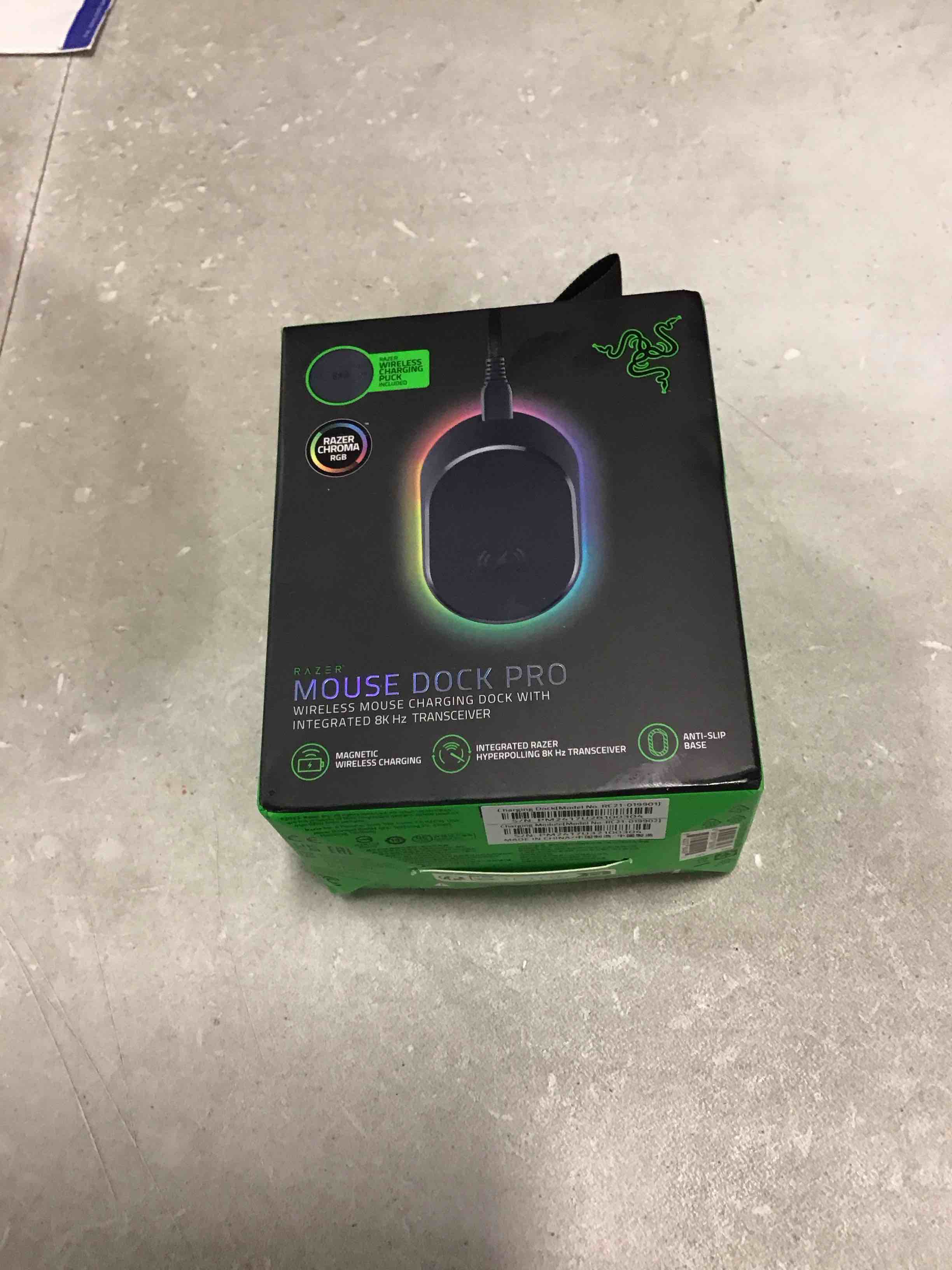 https://s3.amazonaws.com/lotting-images-prod/bidfta/RED6529051_1719325519723.jpeg