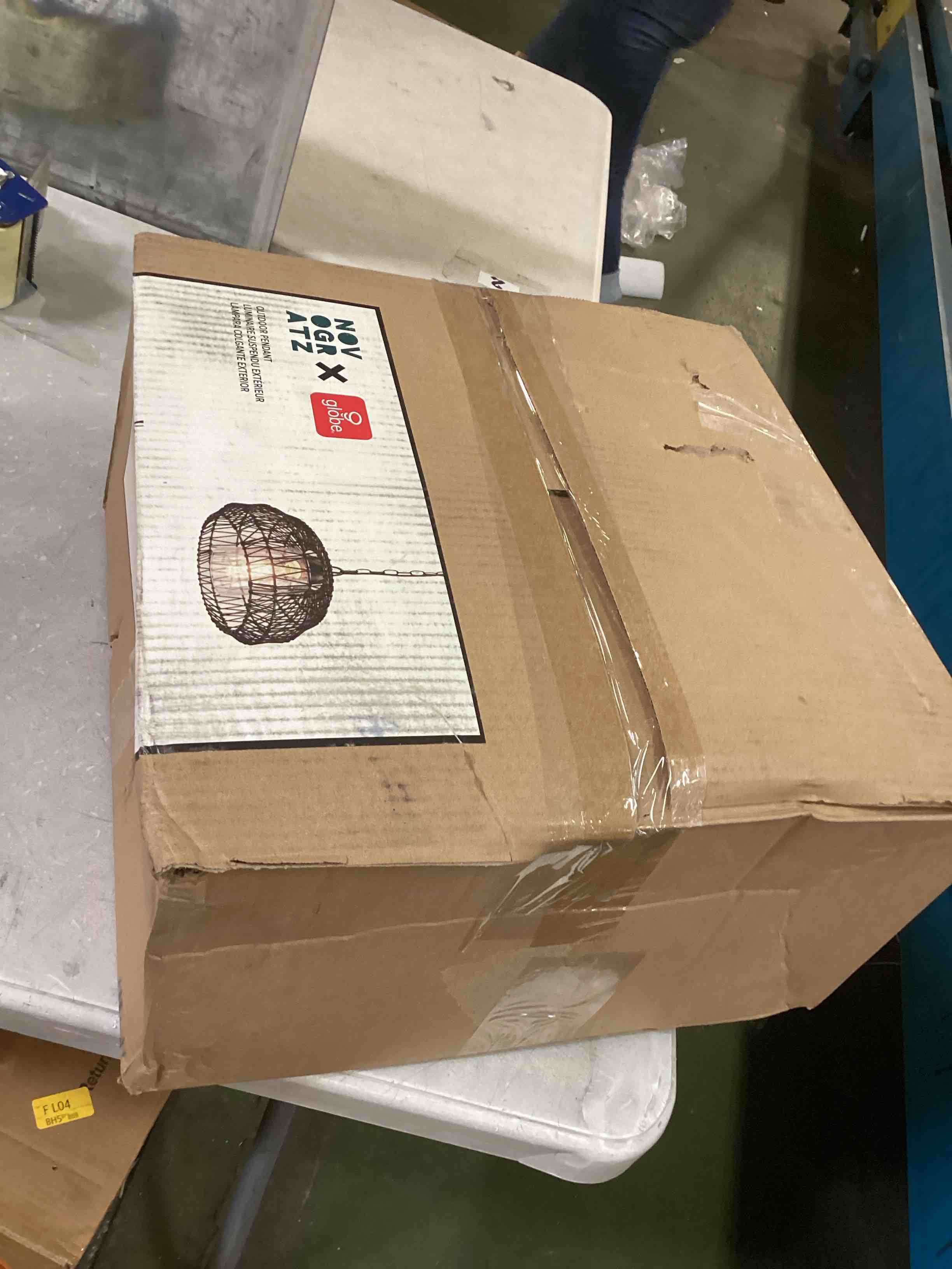https://s3.amazonaws.com/lotting-images-prod/bidfta/RED6530110_1719257452152.jpeg
