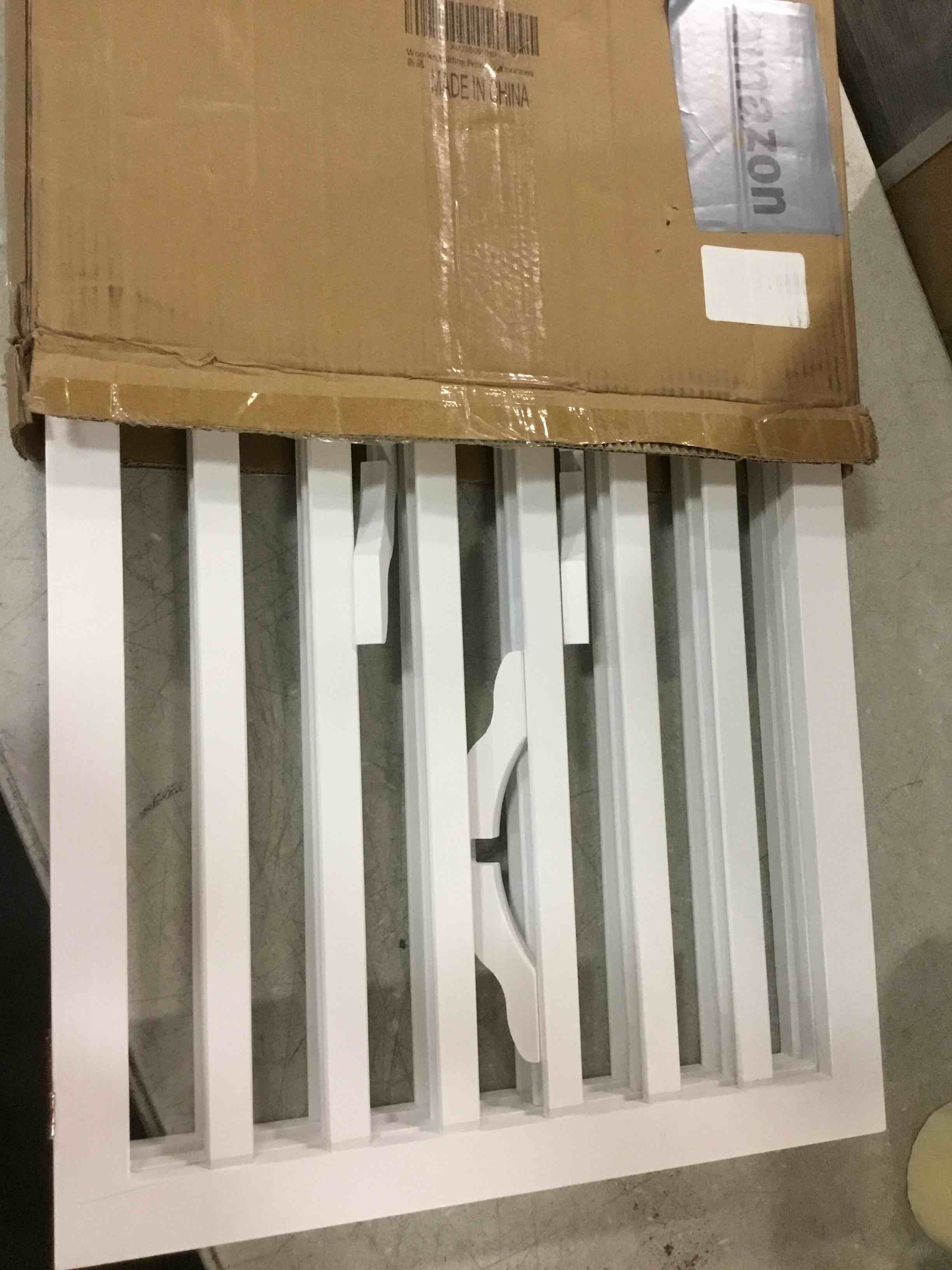 https://s3.amazonaws.com/lotting-images-prod/bidfta/RED6530208_1719288275645.jpeg