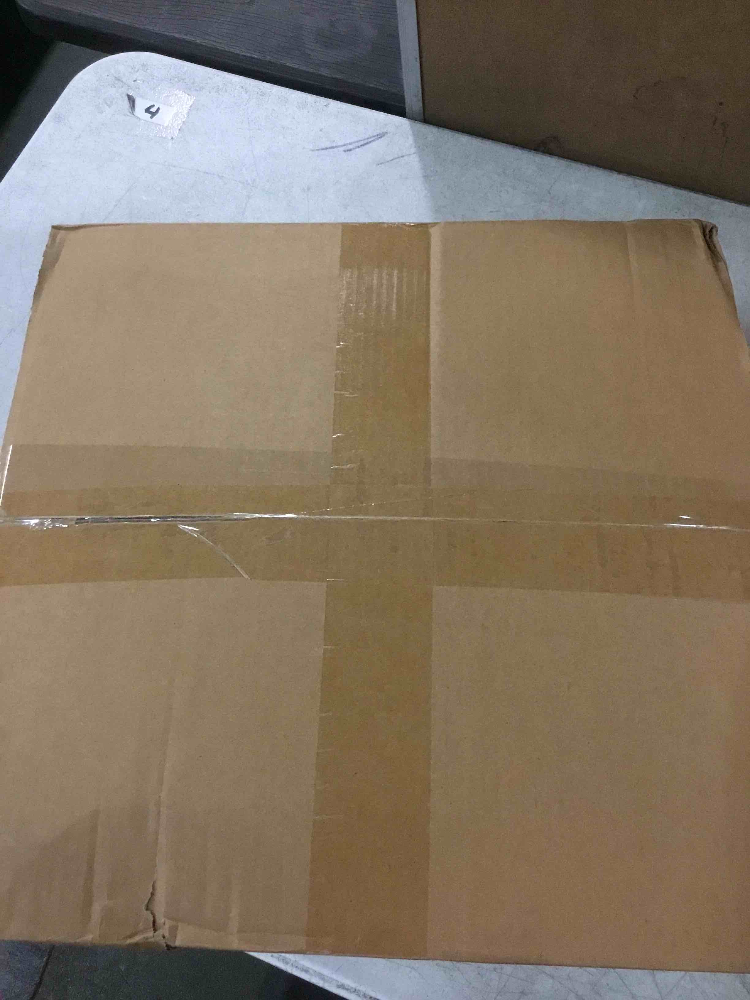 https://s3.amazonaws.com/lotting-images-prod/bidfta/RED6530209_1719288362234.jpeg