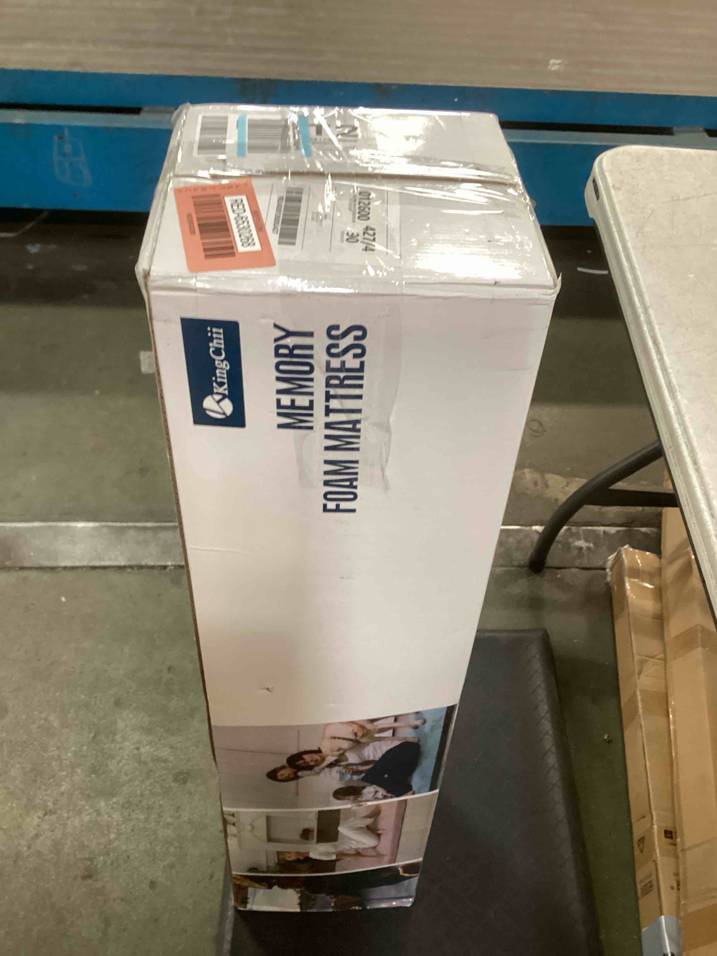 https://s3.amazonaws.com/lotting-images-prod/bidfta/RED6530268_1719319344942.jpeg
