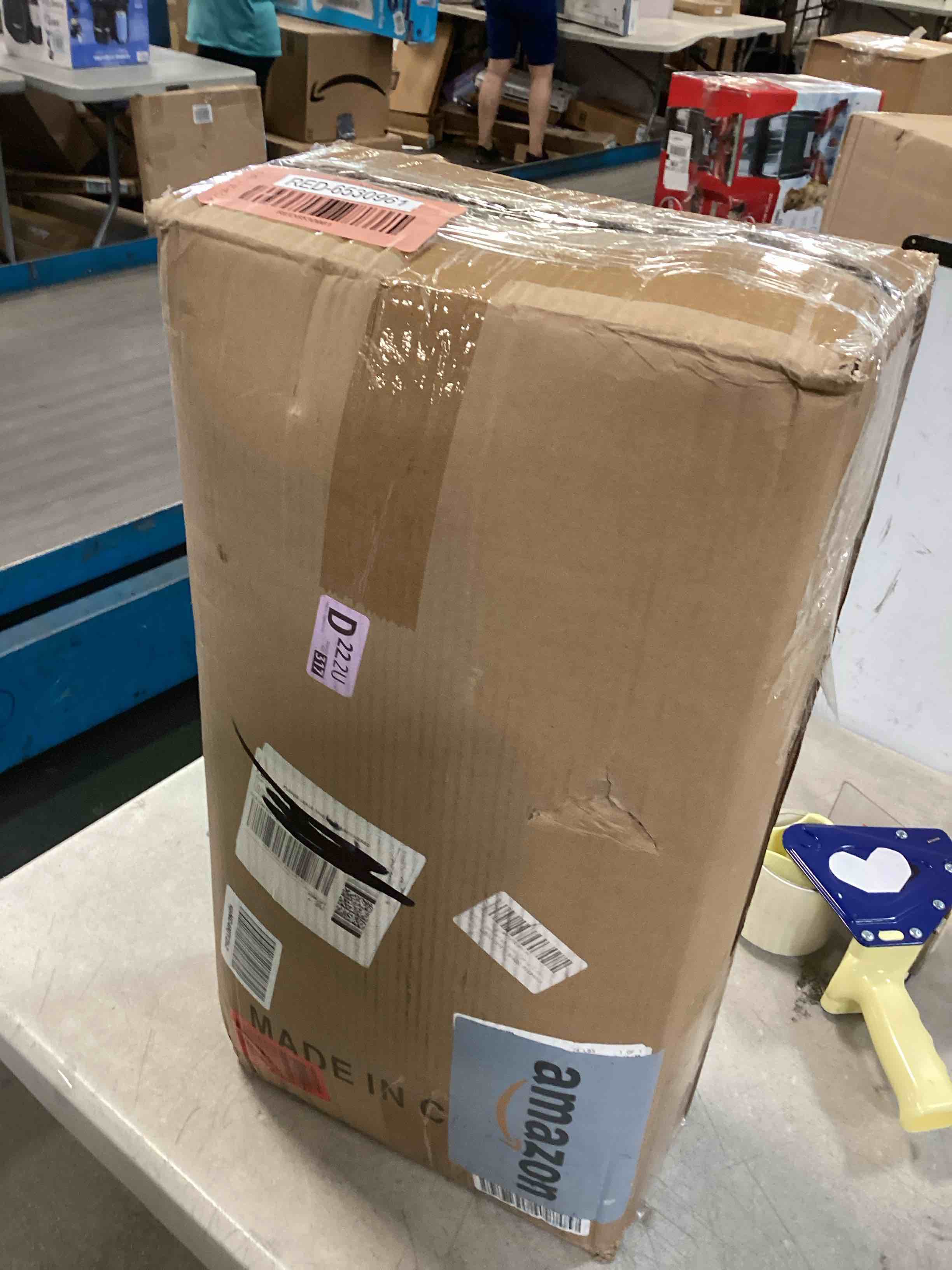 https://s3.amazonaws.com/lotting-images-prod/bidfta/RED6530961_1719504888472.jpeg