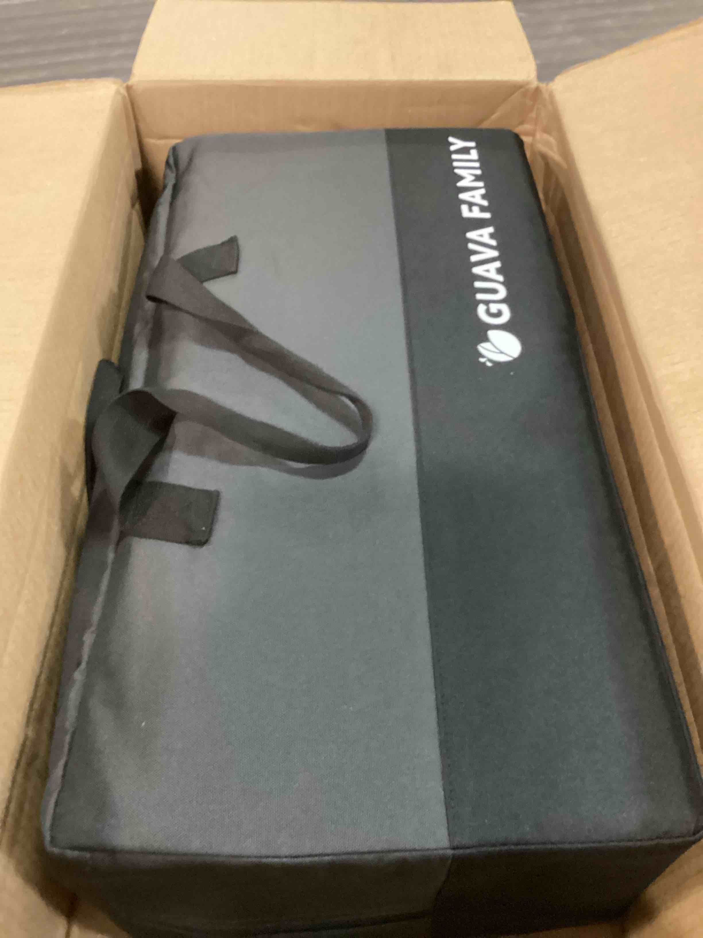 https://s3.amazonaws.com/lotting-images-prod/bidfta/RED6532770_1719627796076.jpeg
