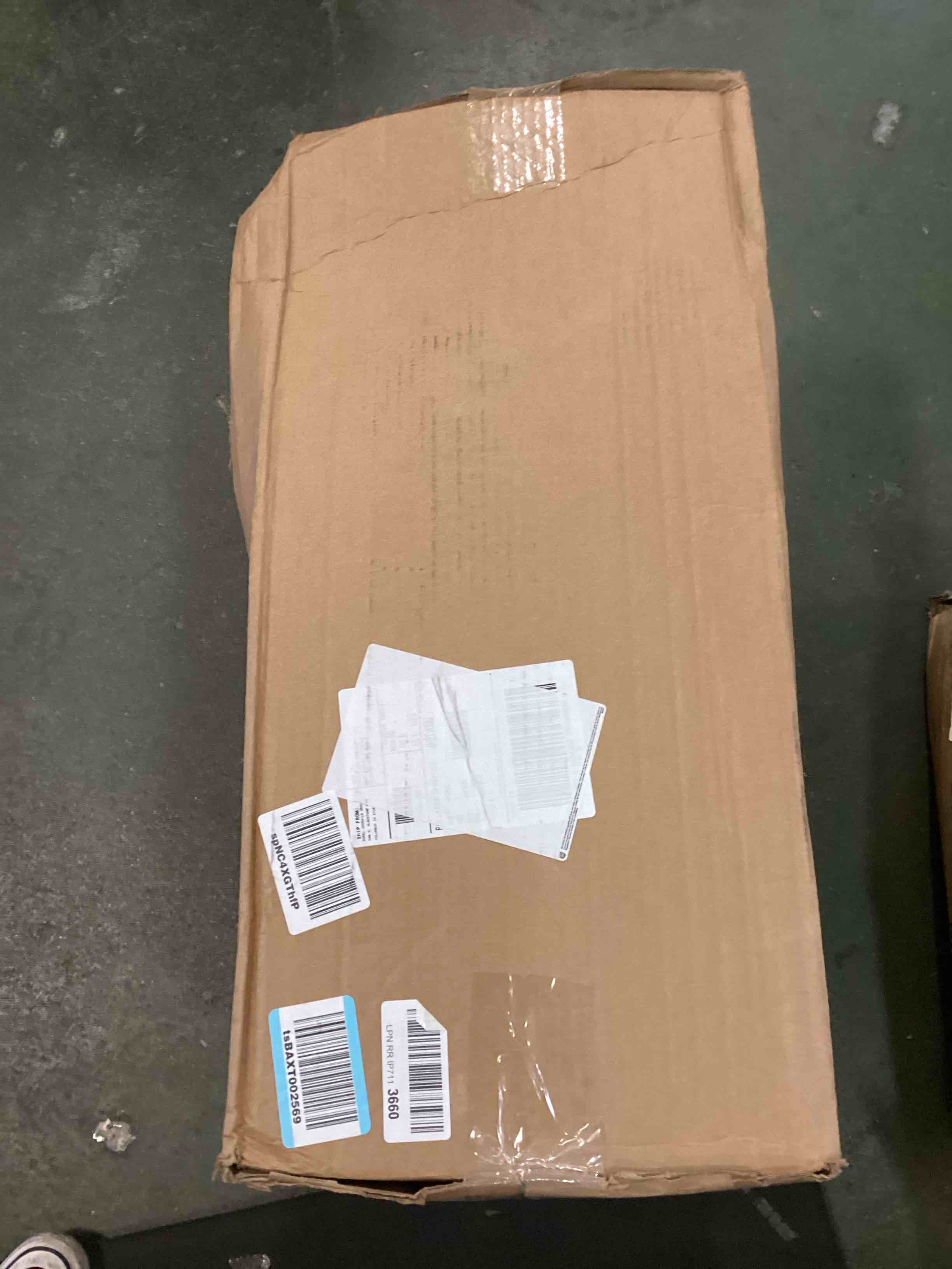 https://s3.amazonaws.com/lotting-images-prod/bidfta/RED6532862_1719872149506.jpeg