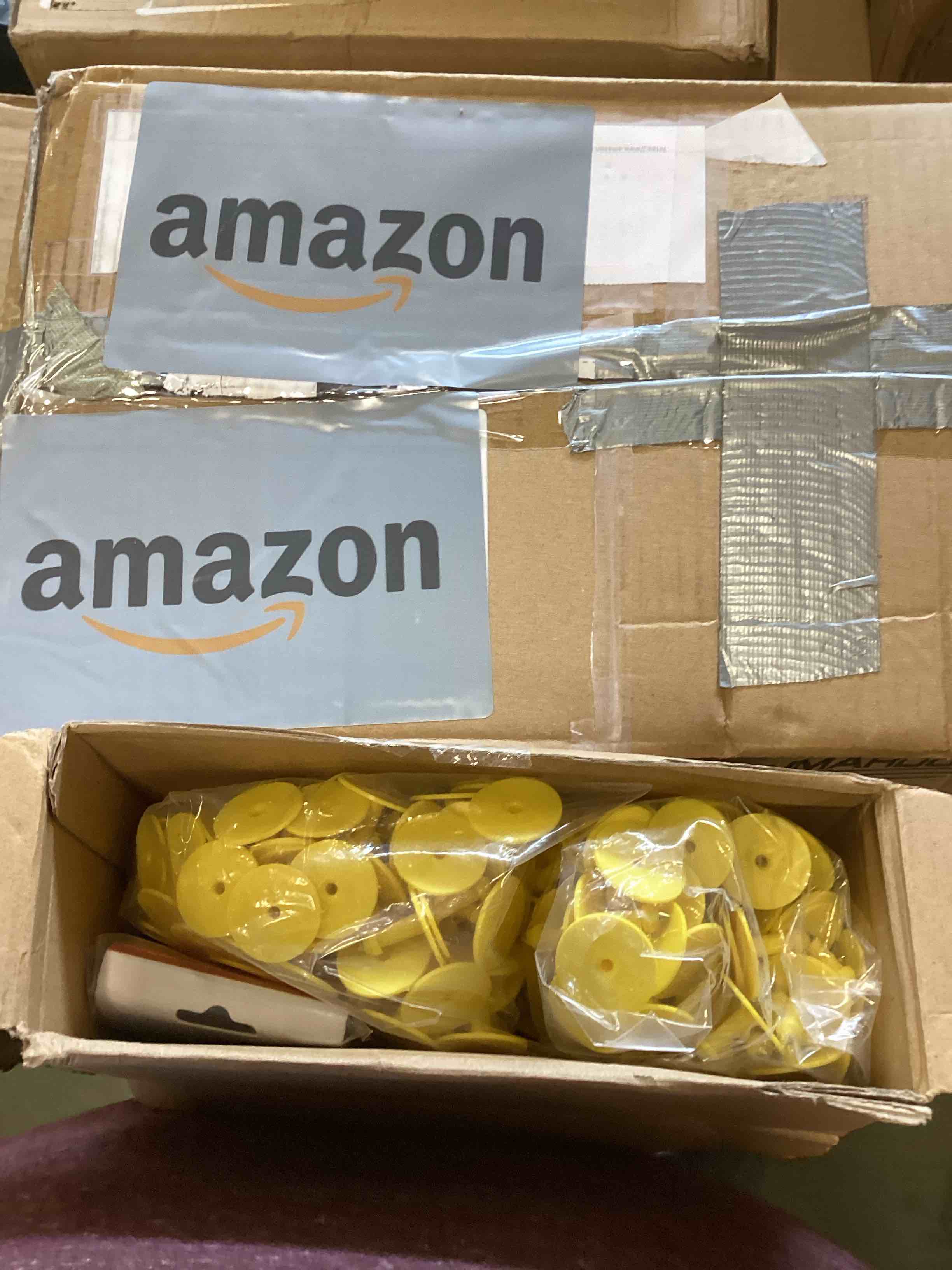 https://s3.amazonaws.com/lotting-images-prod/bidfta/RED6533360_1719234335736.jpeg