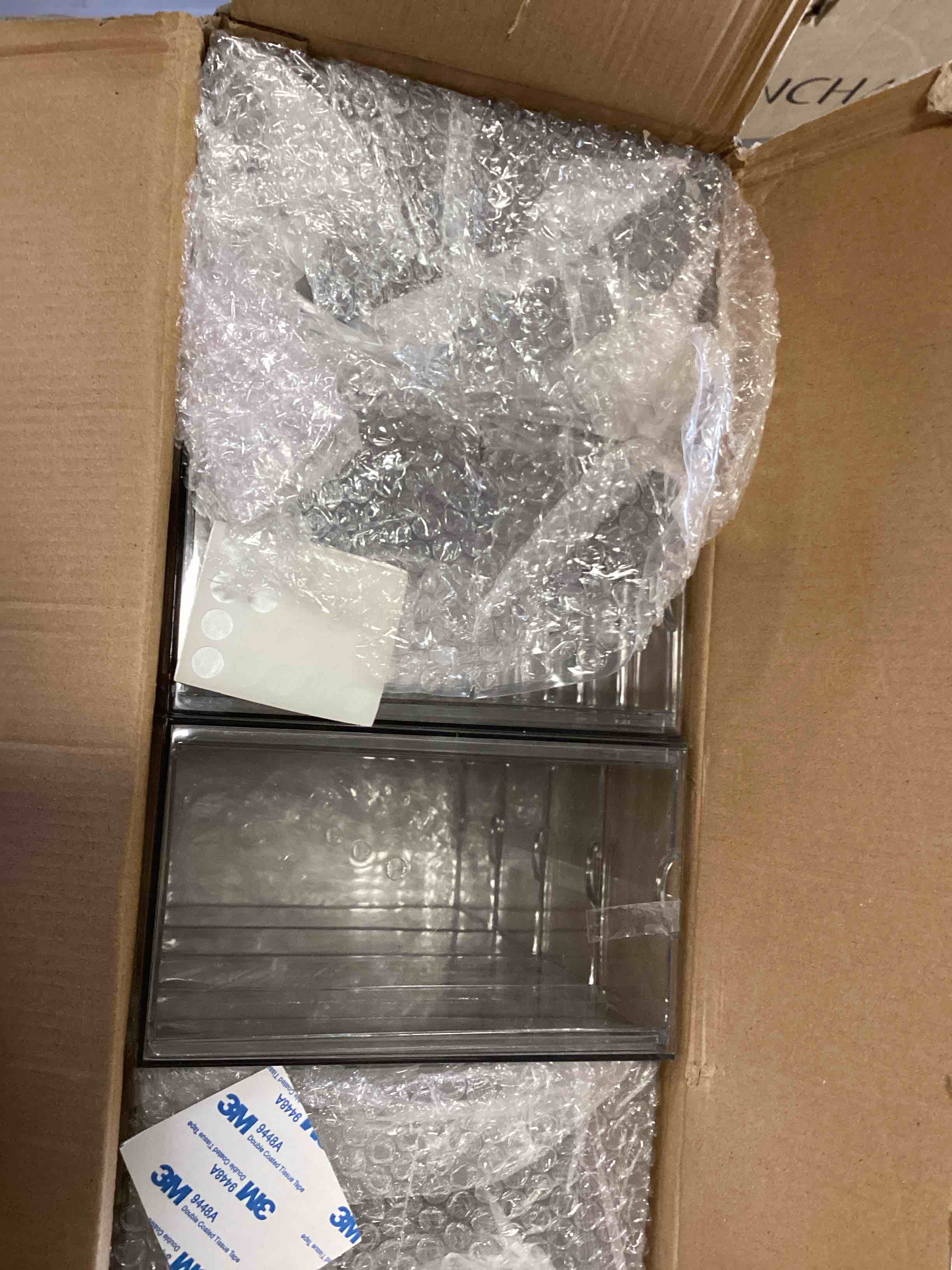 https://s3.amazonaws.com/lotting-images-prod/bidfta/RED6533722_1719327462126.jpeg
