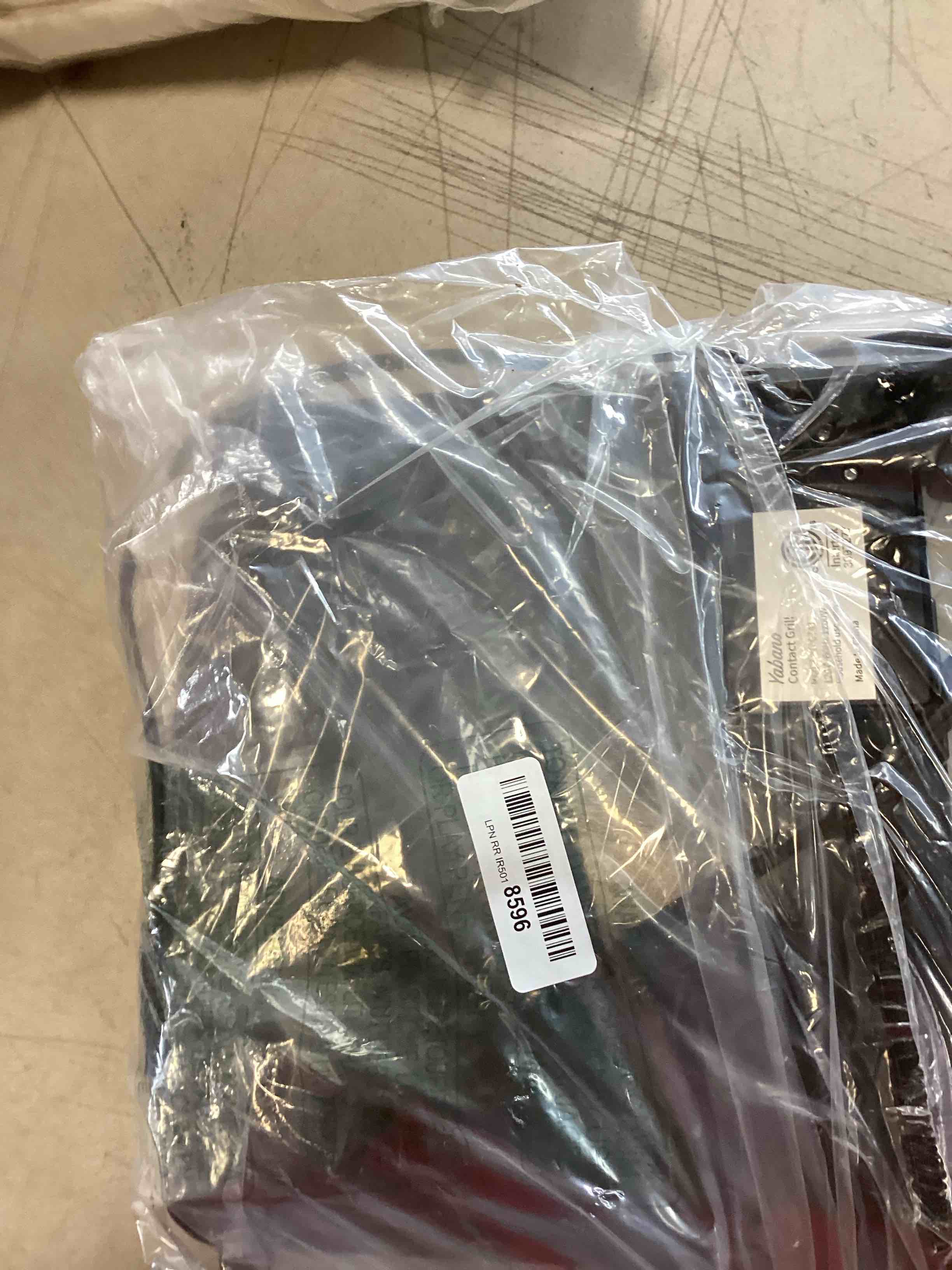 https://s3.amazonaws.com/lotting-images-prod/bidfta/RED6533738_1719329150102.jpeg