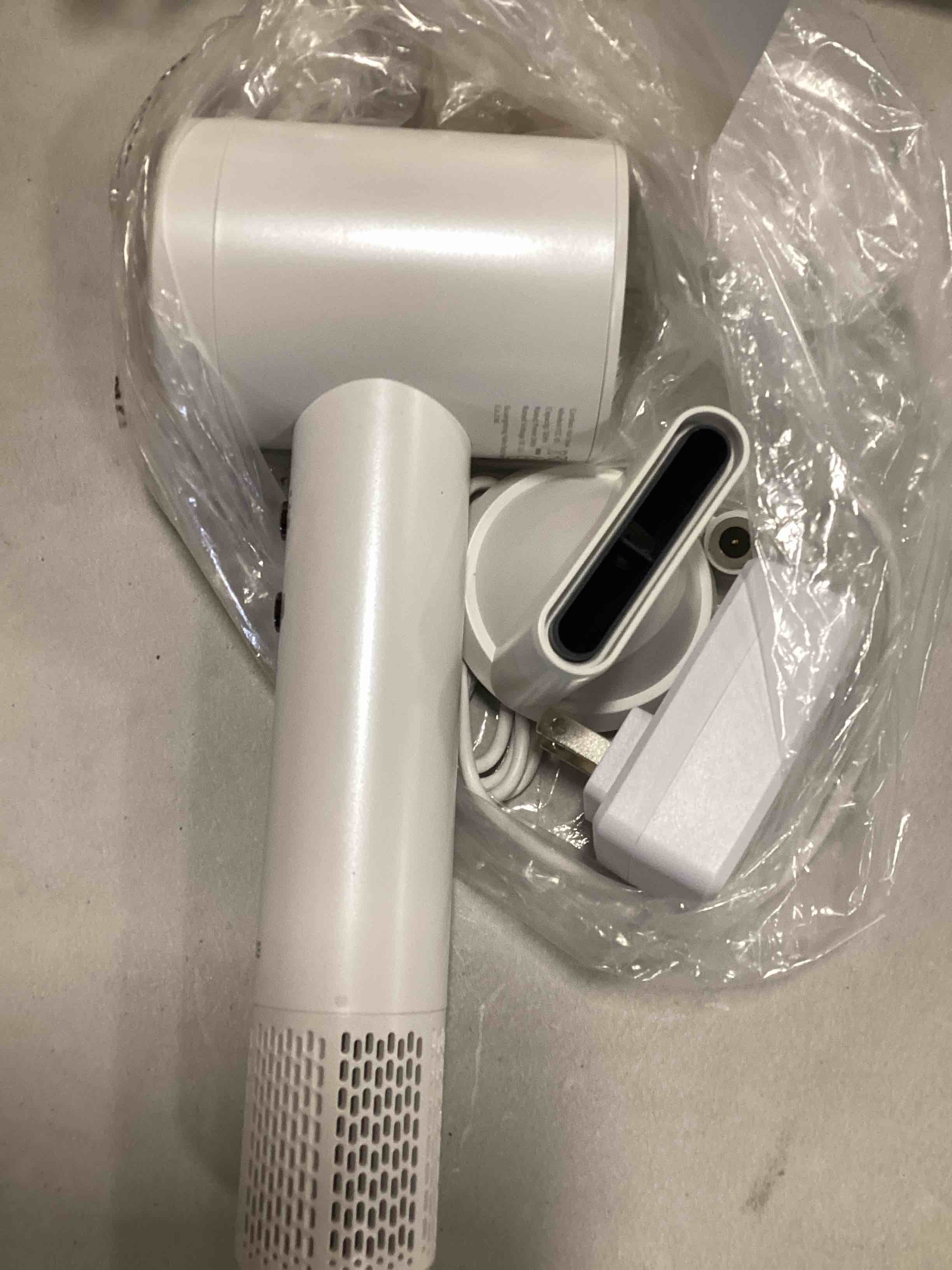 https://s3.amazonaws.com/lotting-images-prod/bidfta/RED6534274_1721316447405.jpeg