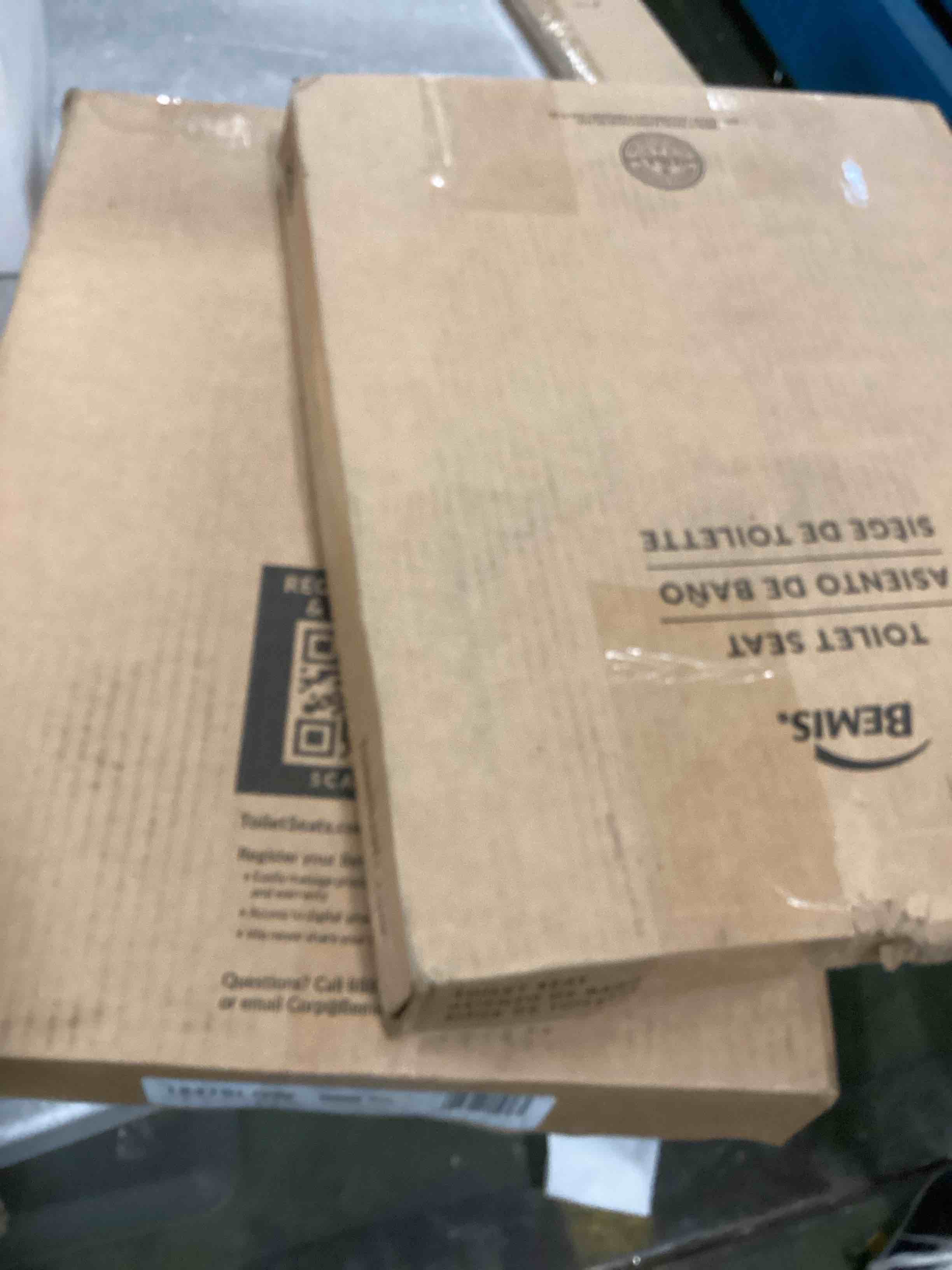 https://s3.amazonaws.com/lotting-images-prod/bidfta/RED6535378_1719337723485.jpeg