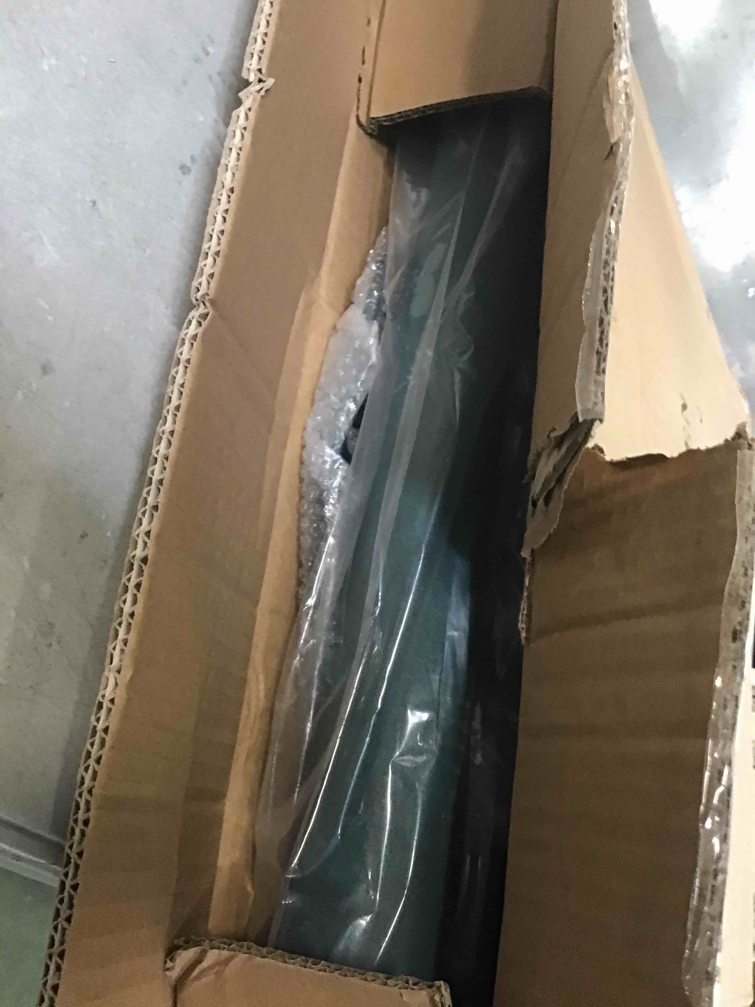 https://s3.amazonaws.com/lotting-images-prod/bidfta/RED6548244_1716644609288.jpeg