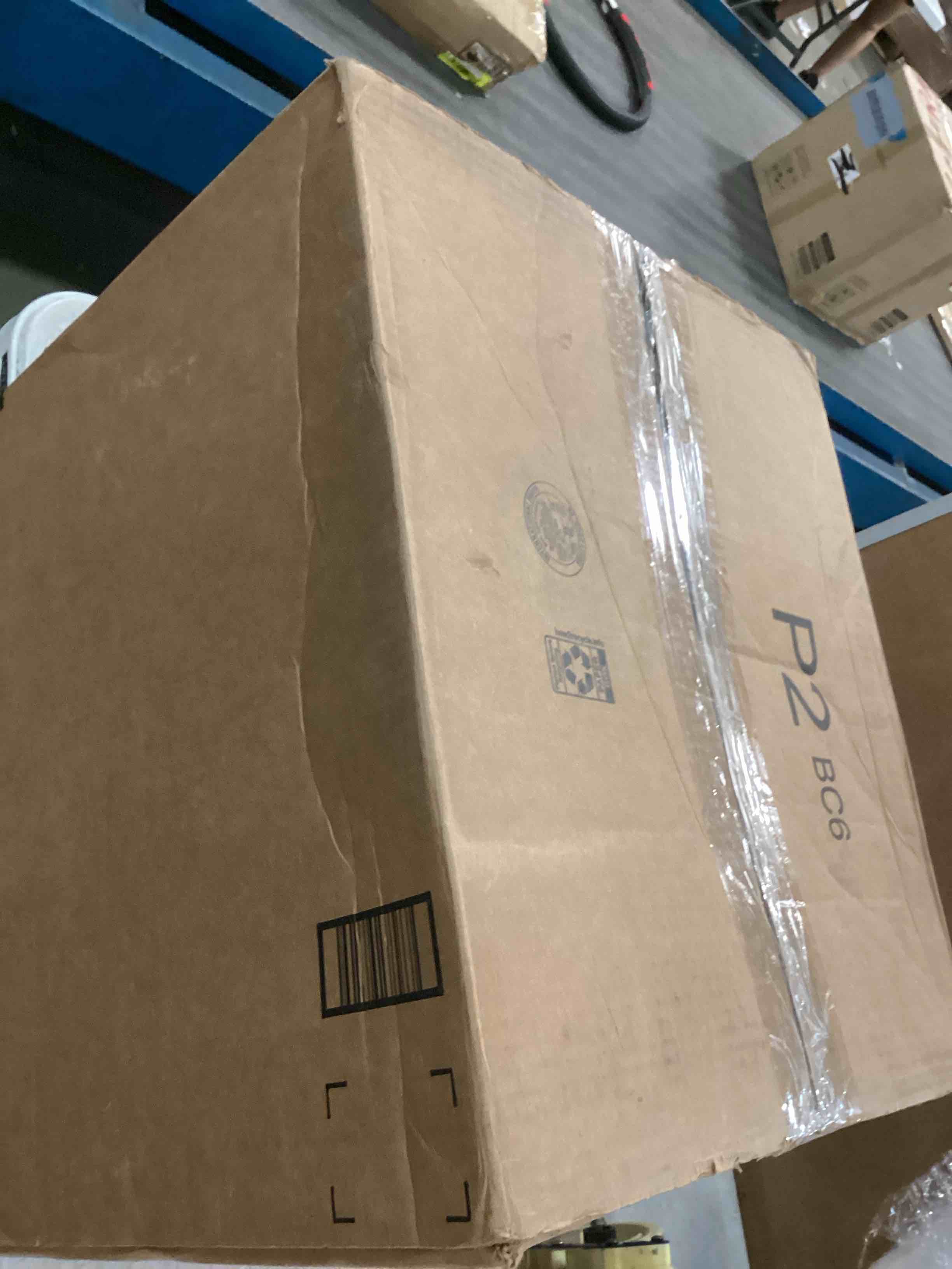 https://s3.amazonaws.com/lotting-images-prod/bidfta/RED6548783_1717007073046.jpeg