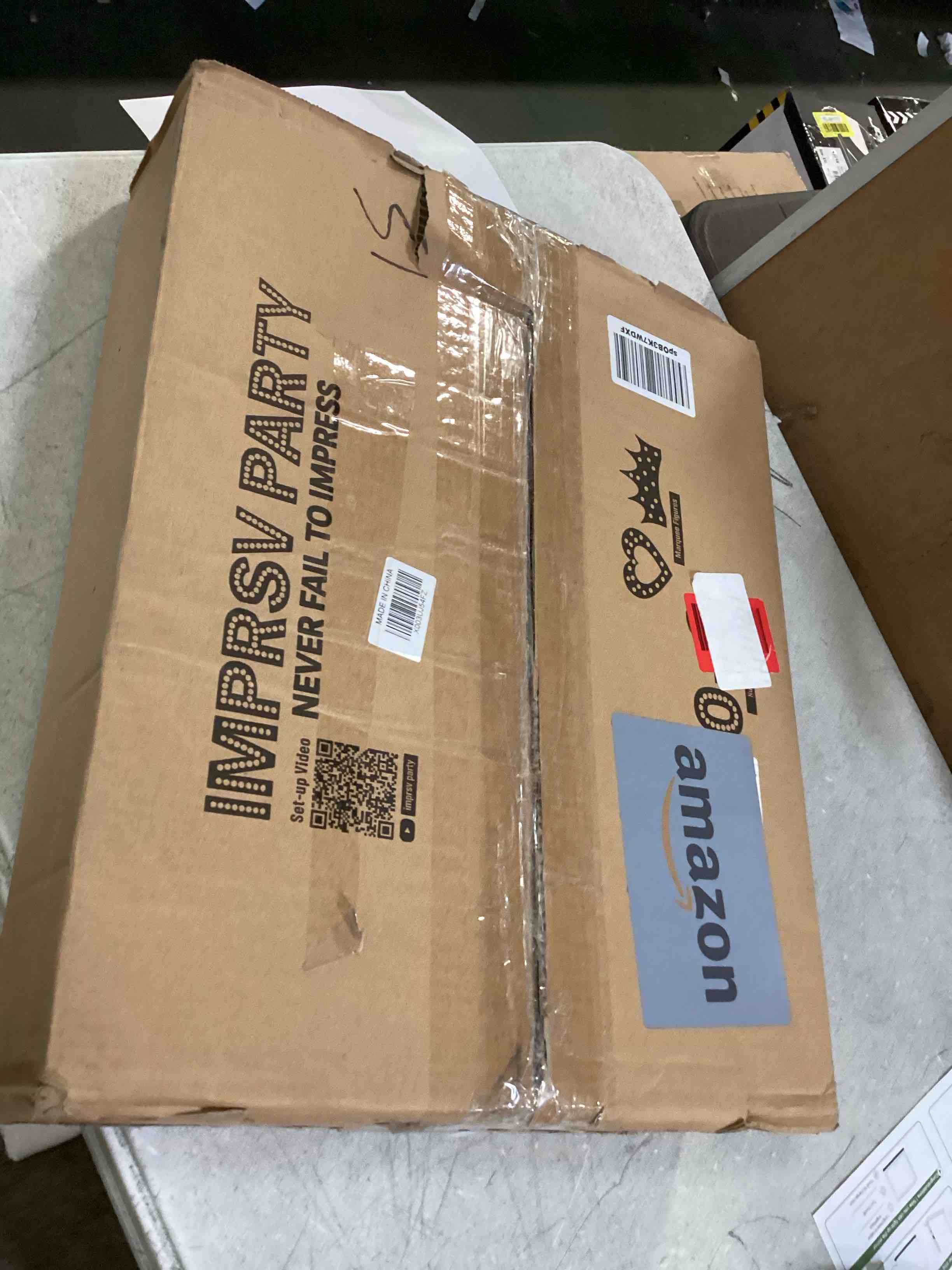 https://s3.amazonaws.com/lotting-images-prod/bidfta/RED6548800_1717008924543.jpeg