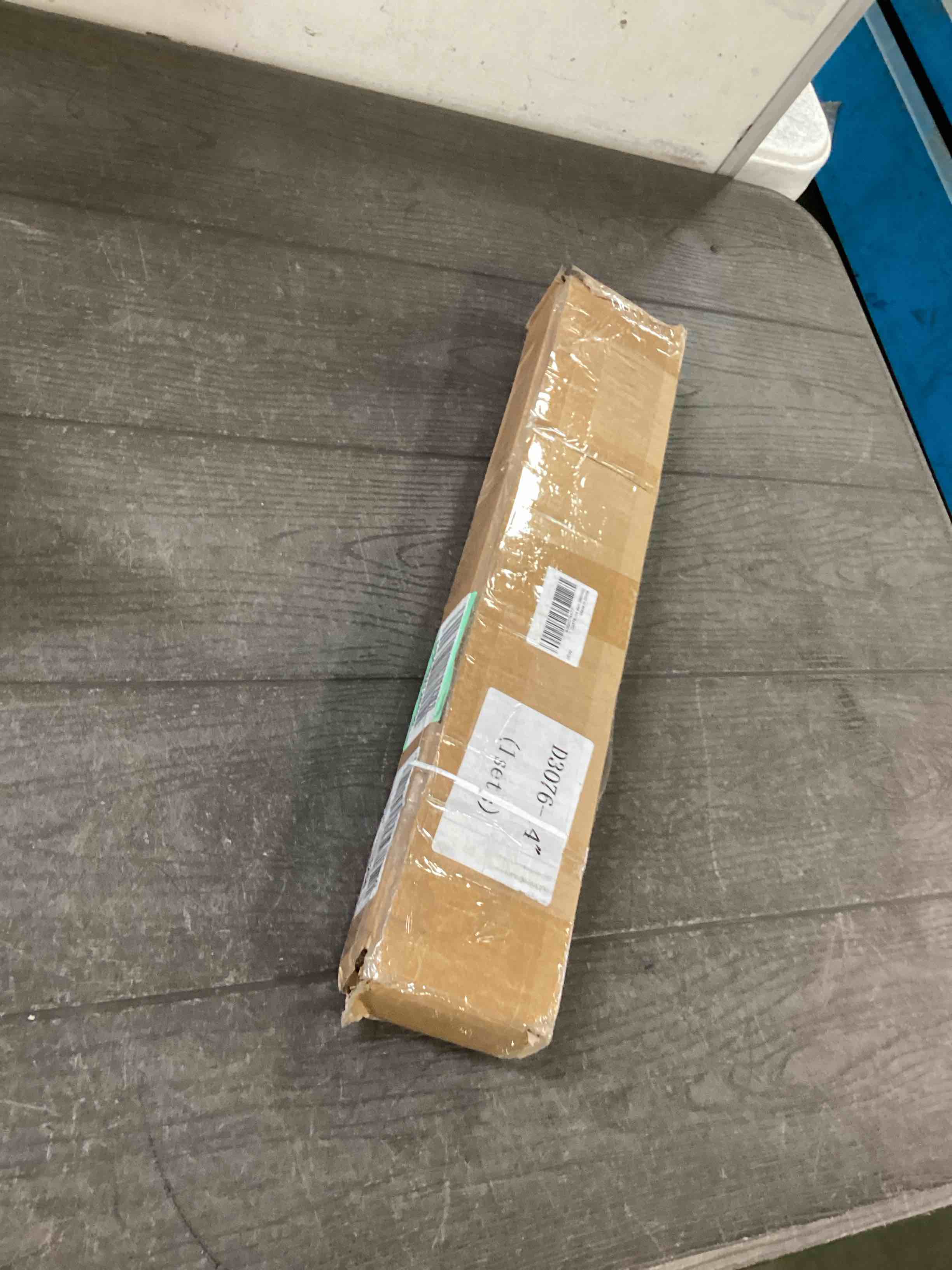 https://s3.amazonaws.com/lotting-images-prod/bidfta/RED6548938_1717080454771.jpeg