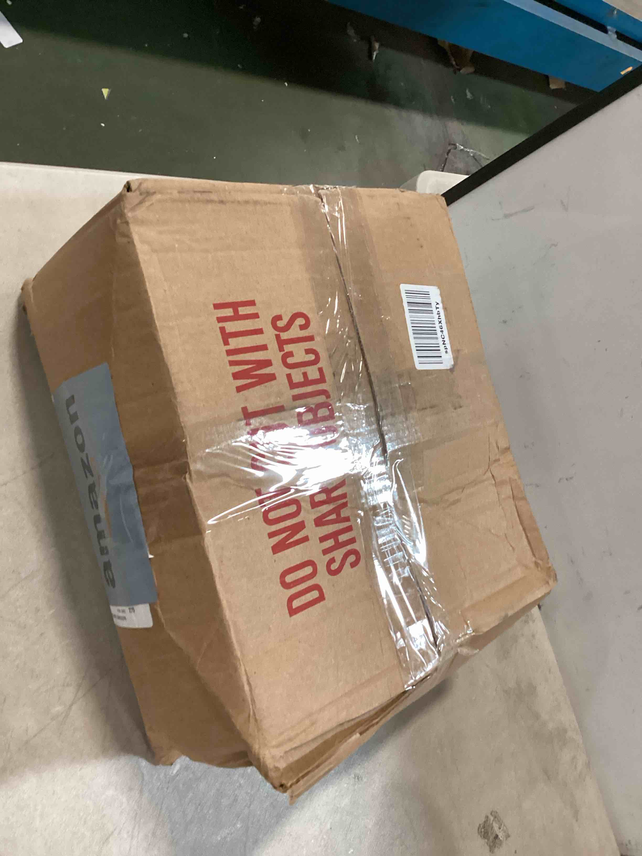 https://s3.amazonaws.com/lotting-images-prod/bidfta/RED6549064_1717154141264.jpeg