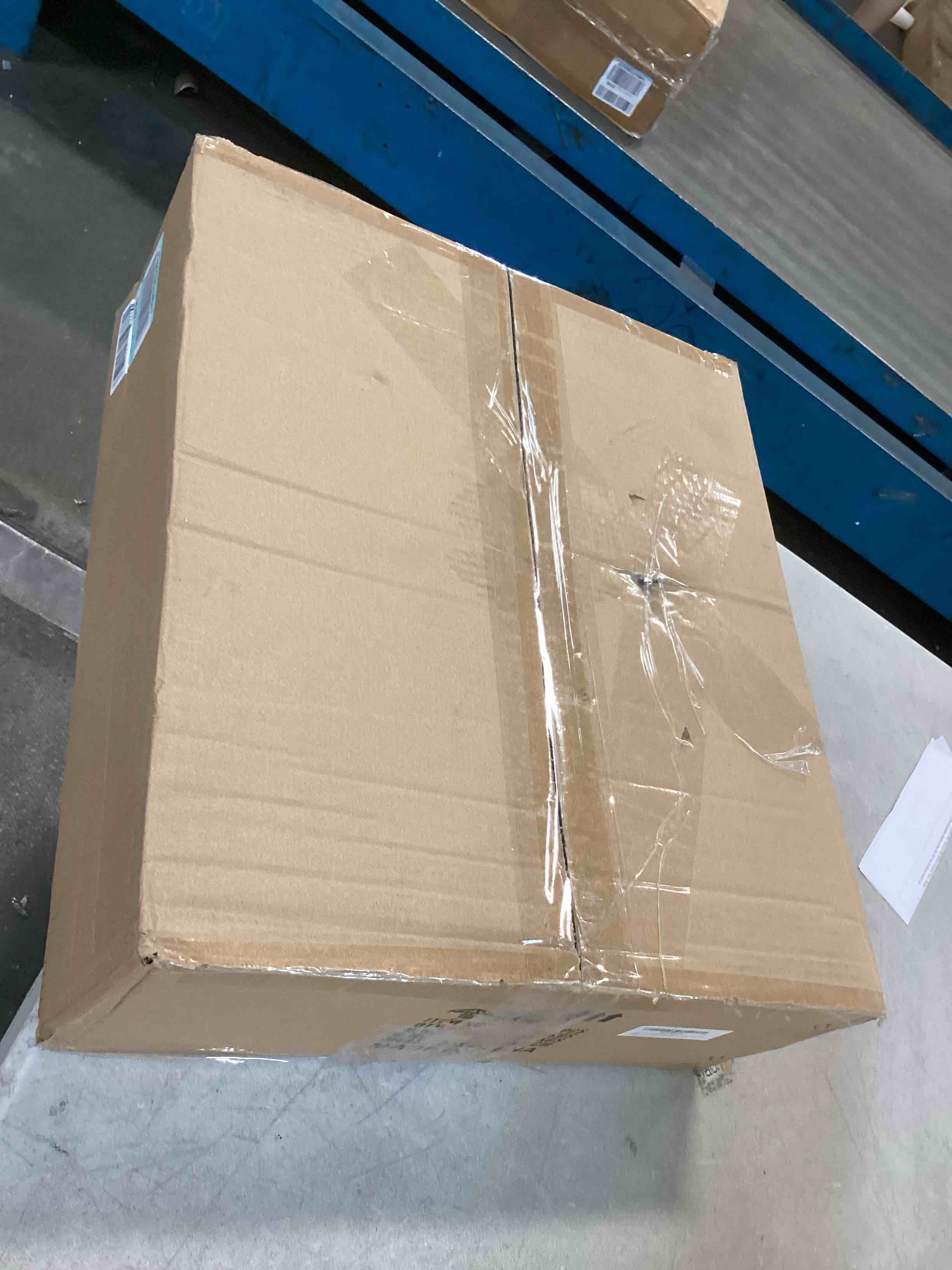 https://s3.amazonaws.com/lotting-images-prod/bidfta/RED6549285_1717181340817.jpeg