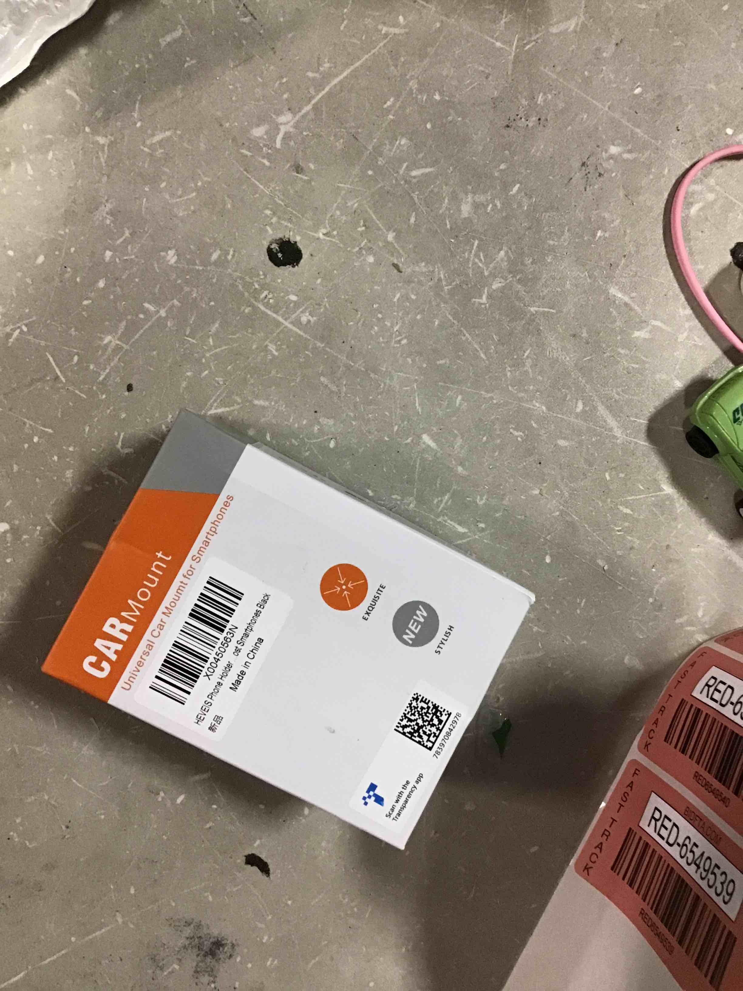 https://s3.amazonaws.com/lotting-images-prod/bidfta/RED6549539_1716914588650.jpeg