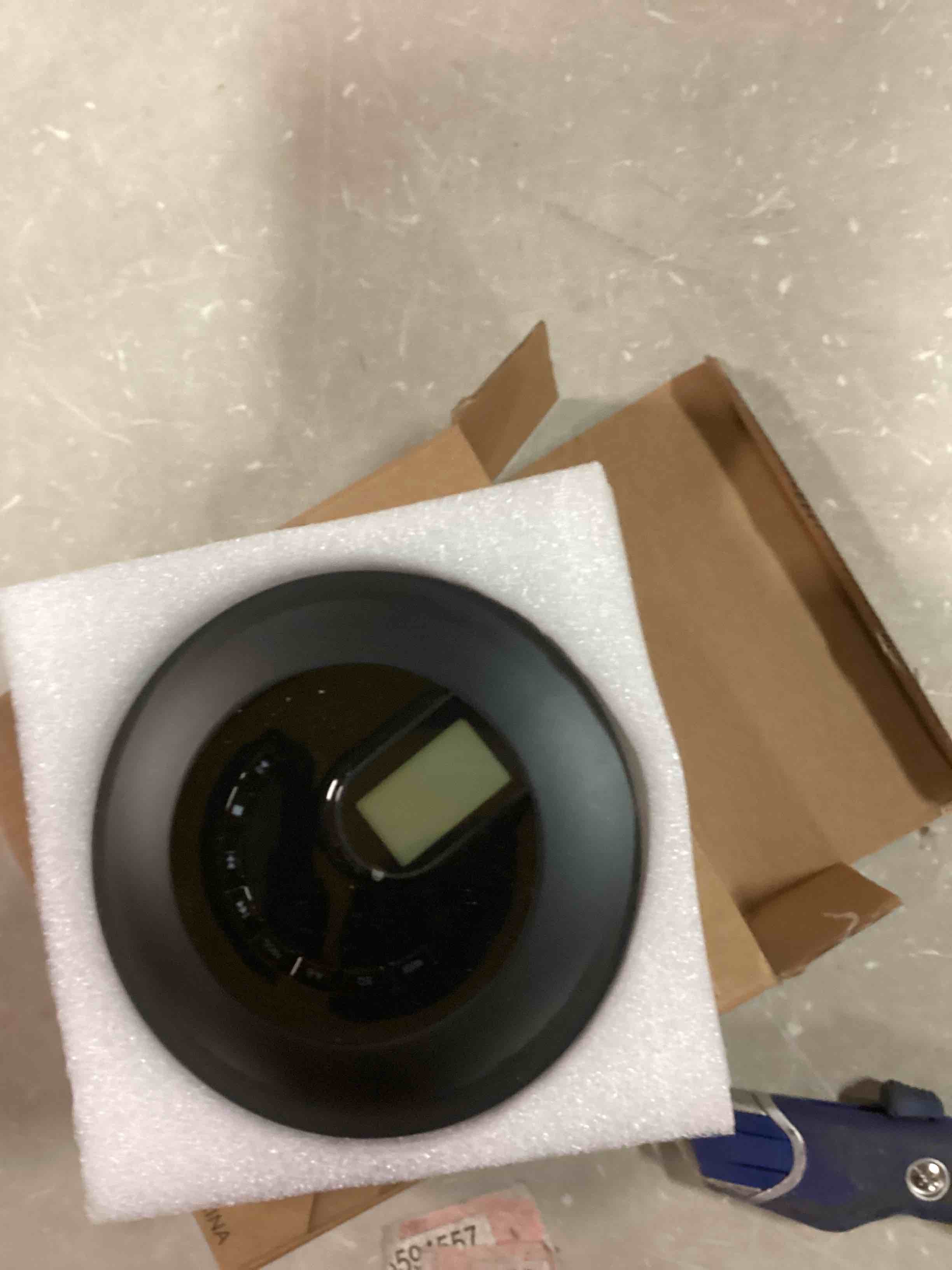 https://s3.amazonaws.com/lotting-images-prod/bidfta/RED6550511_1717161428637.jpeg