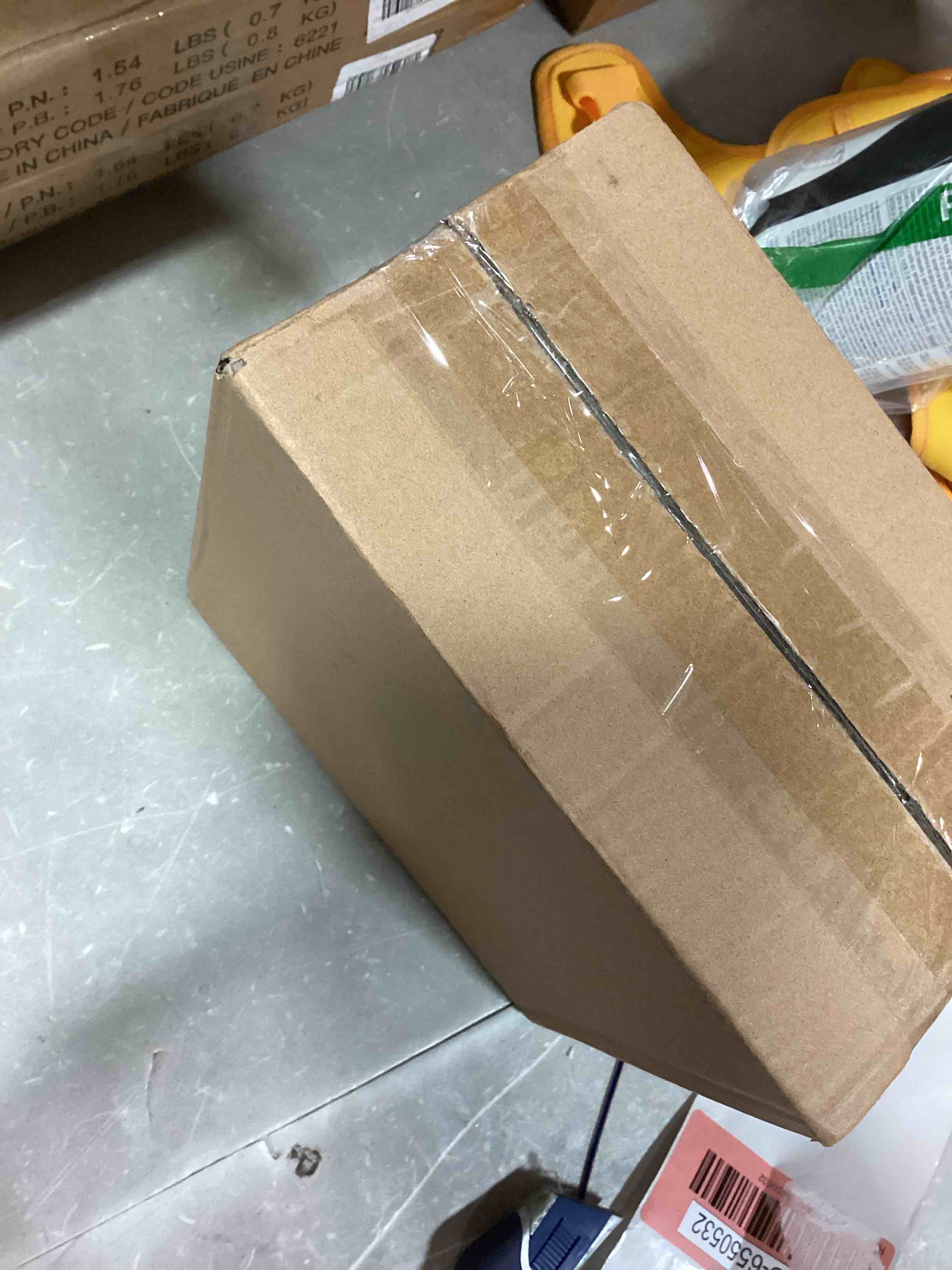 https://s3.amazonaws.com/lotting-images-prod/bidfta/RED6550539_1717163778130.jpeg