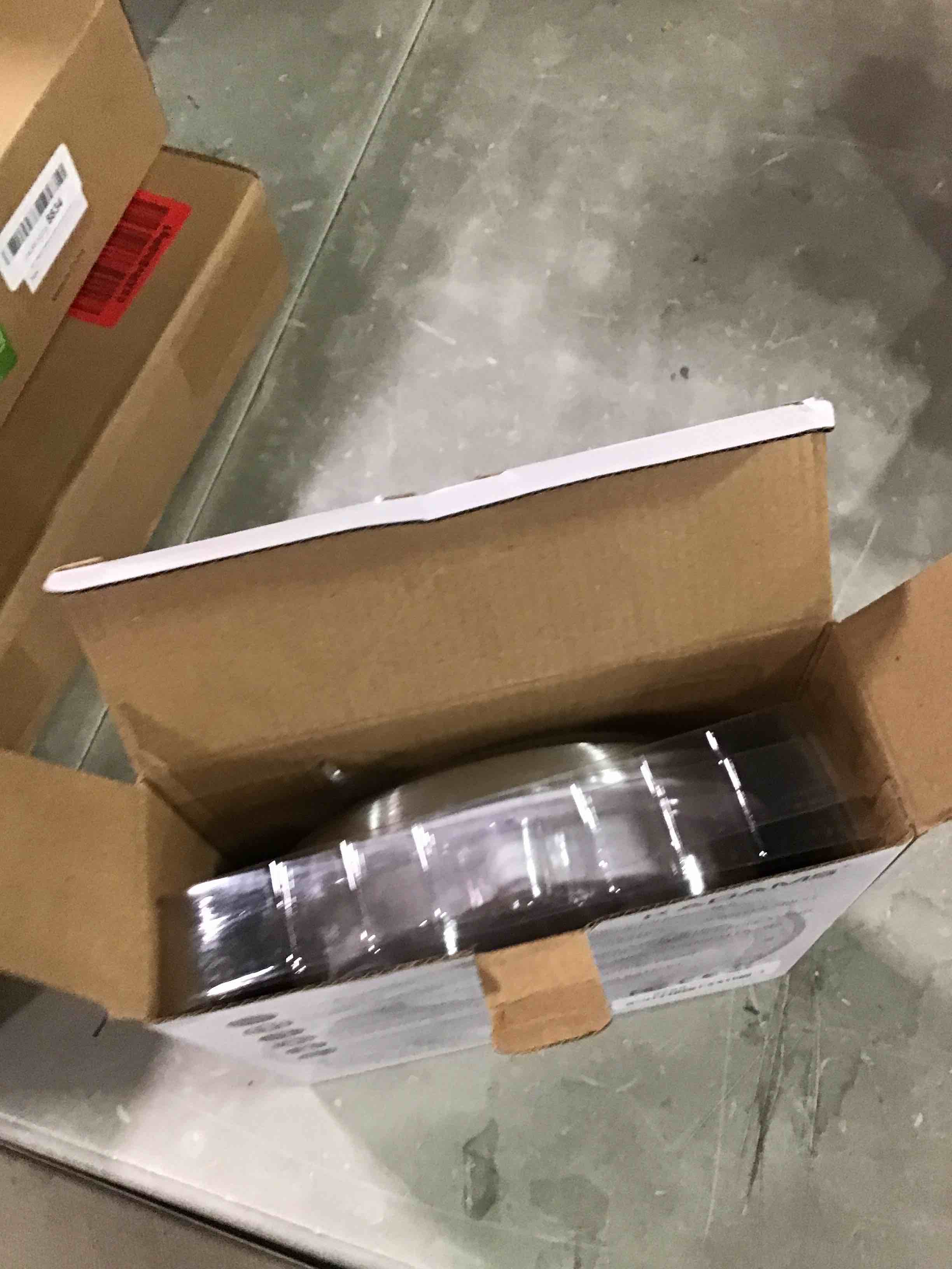 https://s3.amazonaws.com/lotting-images-prod/bidfta/RED6551204_1716902513069.jpeg