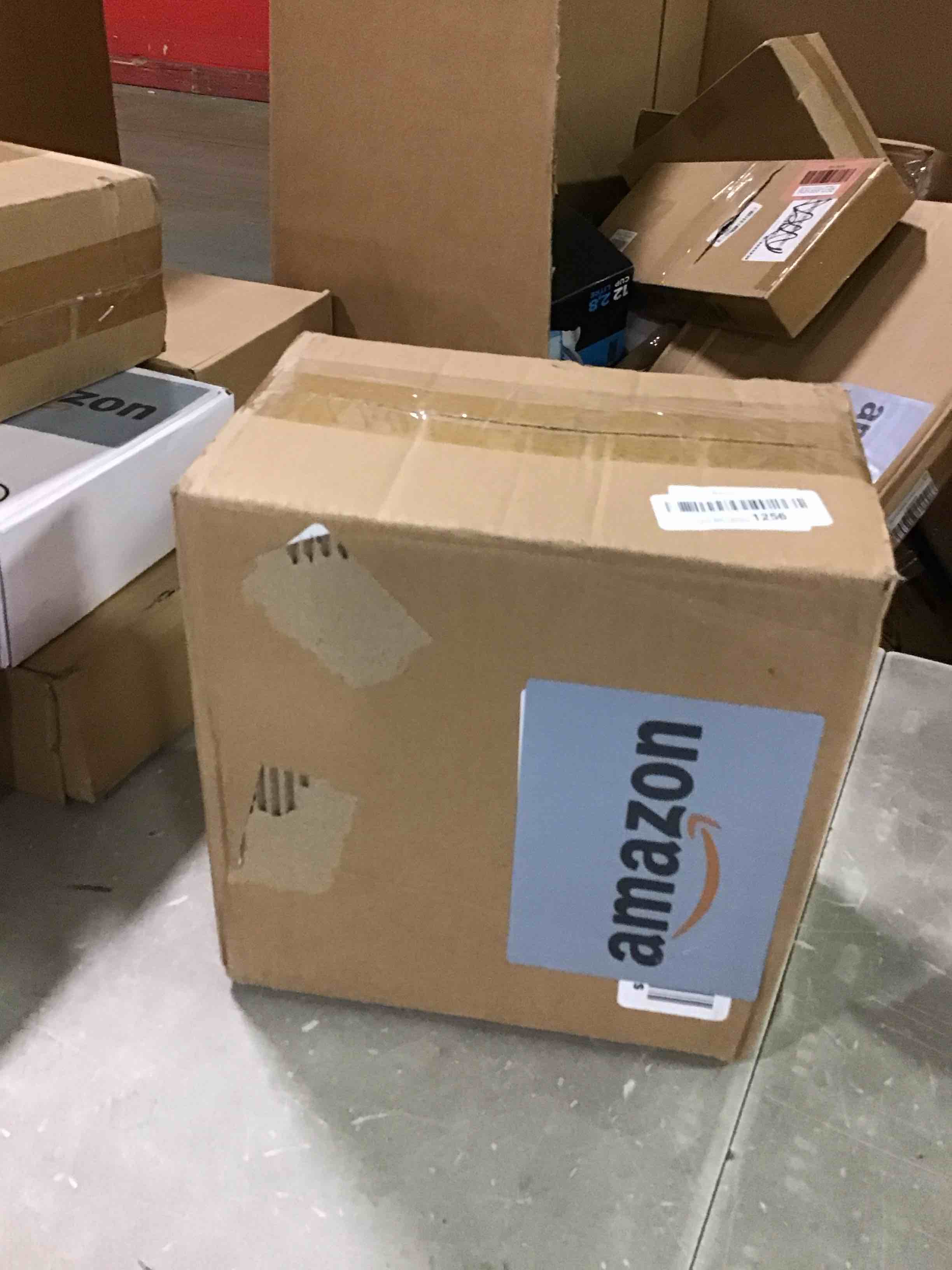 https://s3.amazonaws.com/lotting-images-prod/bidfta/RED6551840_1717094270945.jpeg