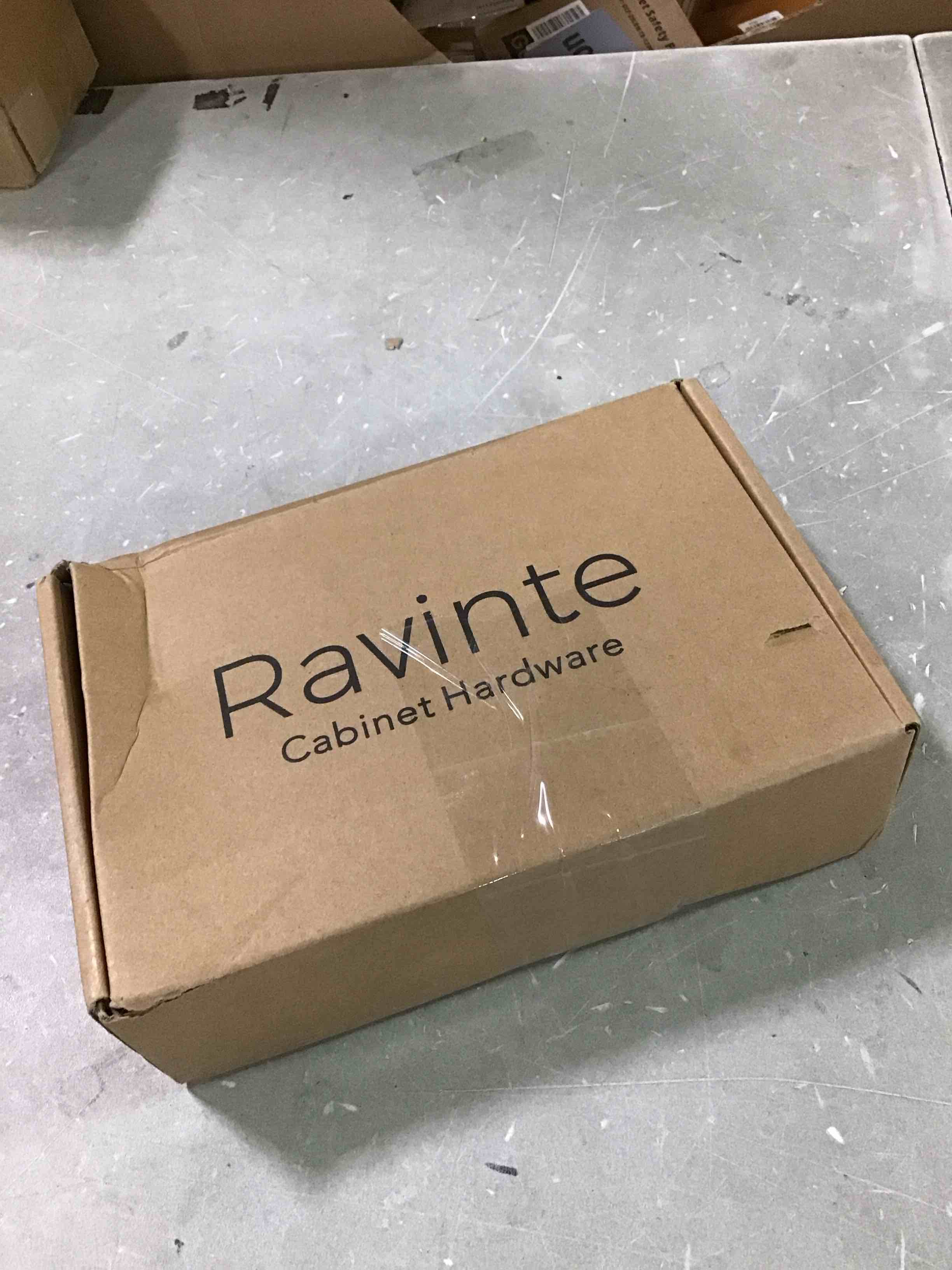 https://s3.amazonaws.com/lotting-images-prod/bidfta/RED6551916_1717099441449.jpeg
