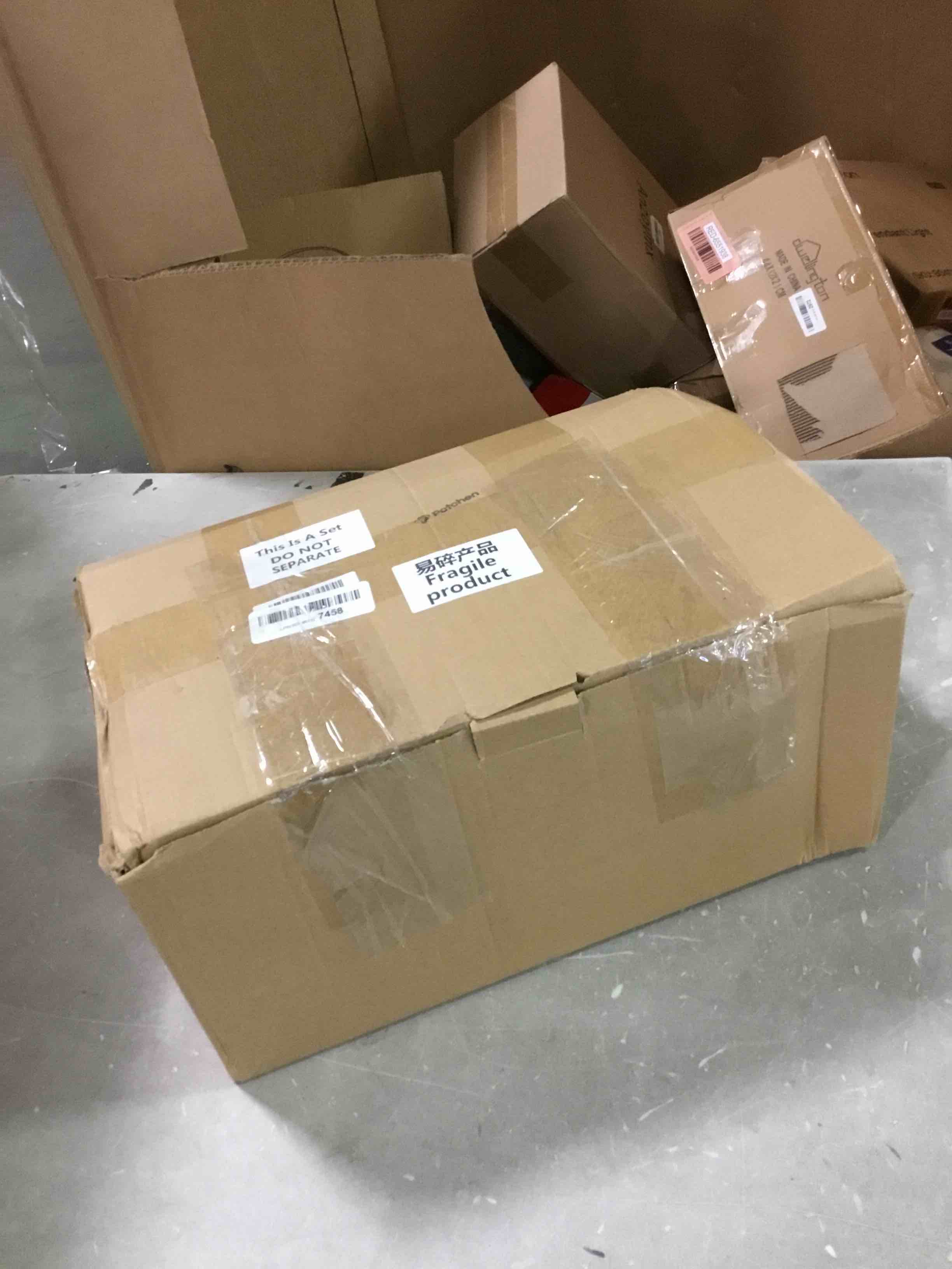 https://s3.amazonaws.com/lotting-images-prod/bidfta/RED6551939_1717157942524.jpeg