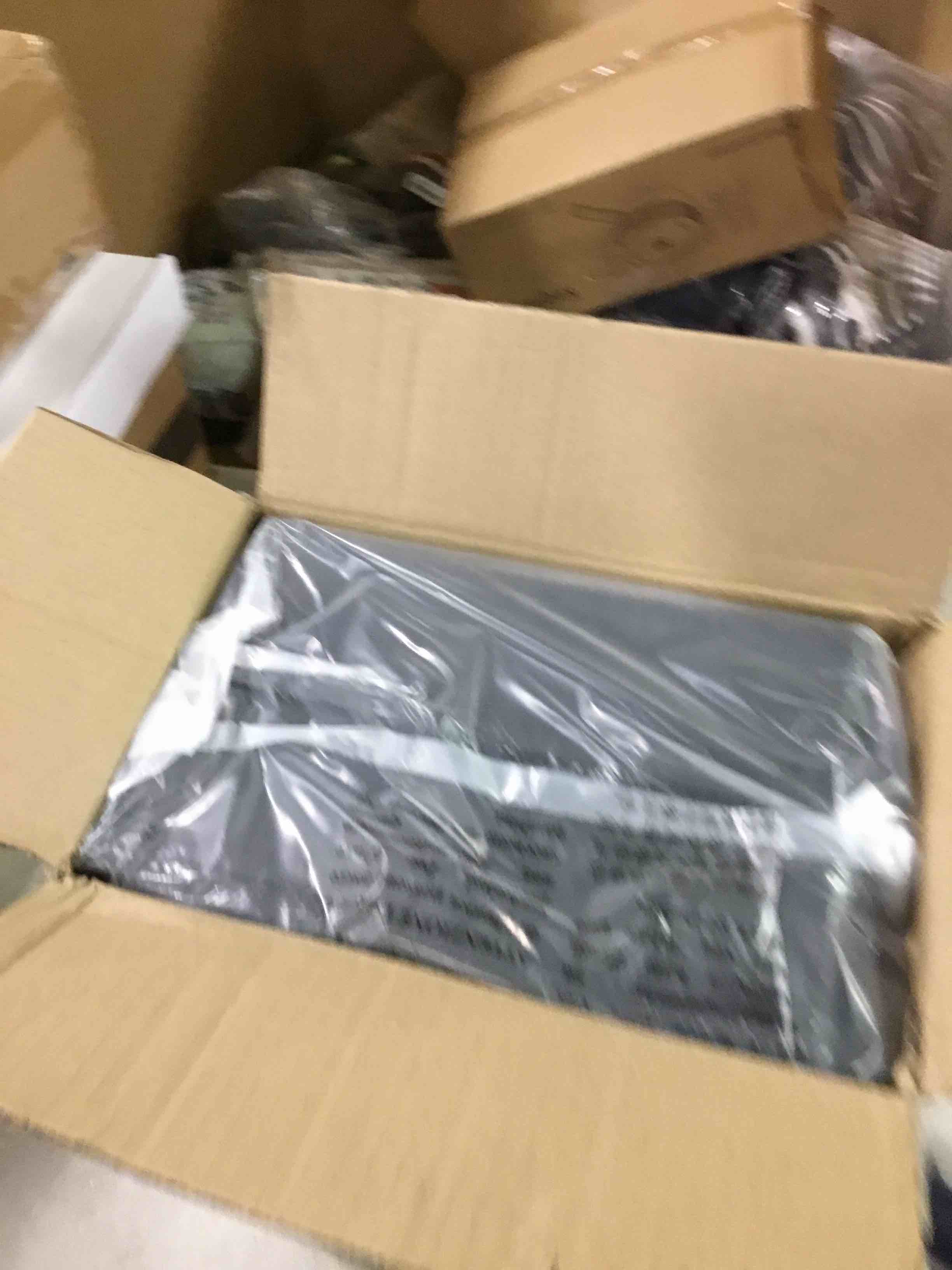 https://s3.amazonaws.com/lotting-images-prod/bidfta/RED6552059_1717169163701.jpeg