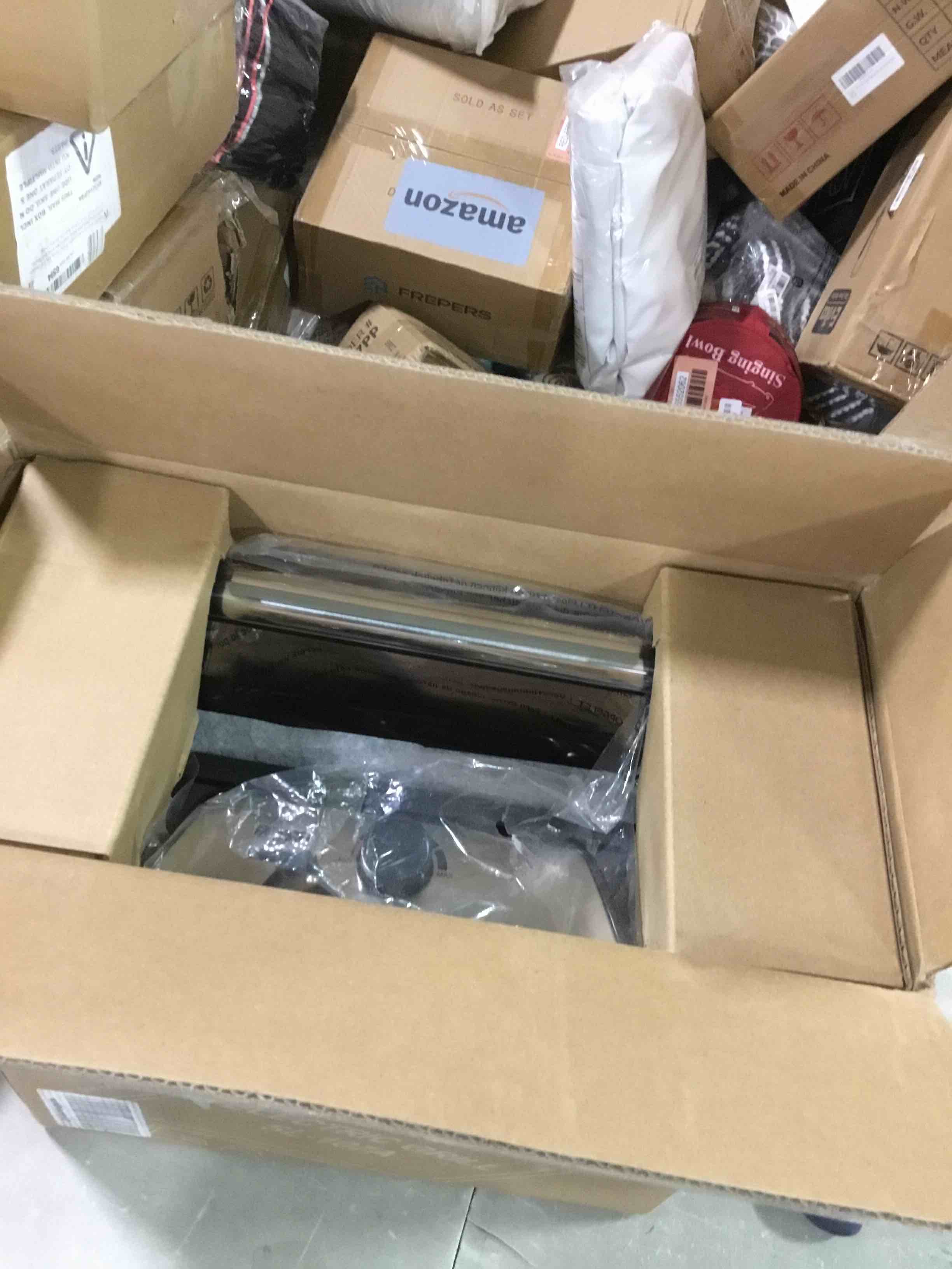 https://s3.amazonaws.com/lotting-images-prod/bidfta/RED6552073_1717170318460.jpeg