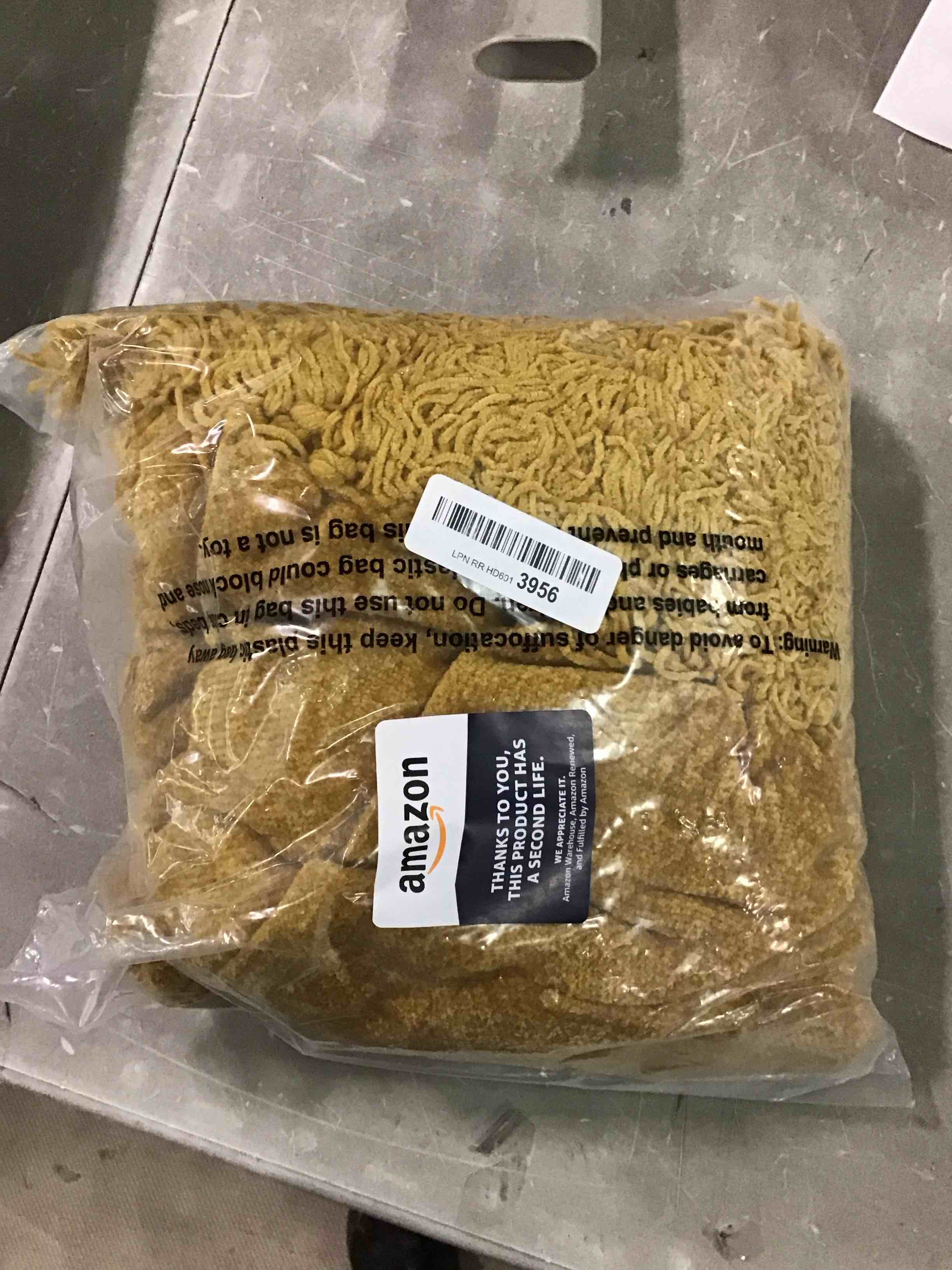 https://s3.amazonaws.com/lotting-images-prod/bidfta/RED6552185_1717182185892.jpeg