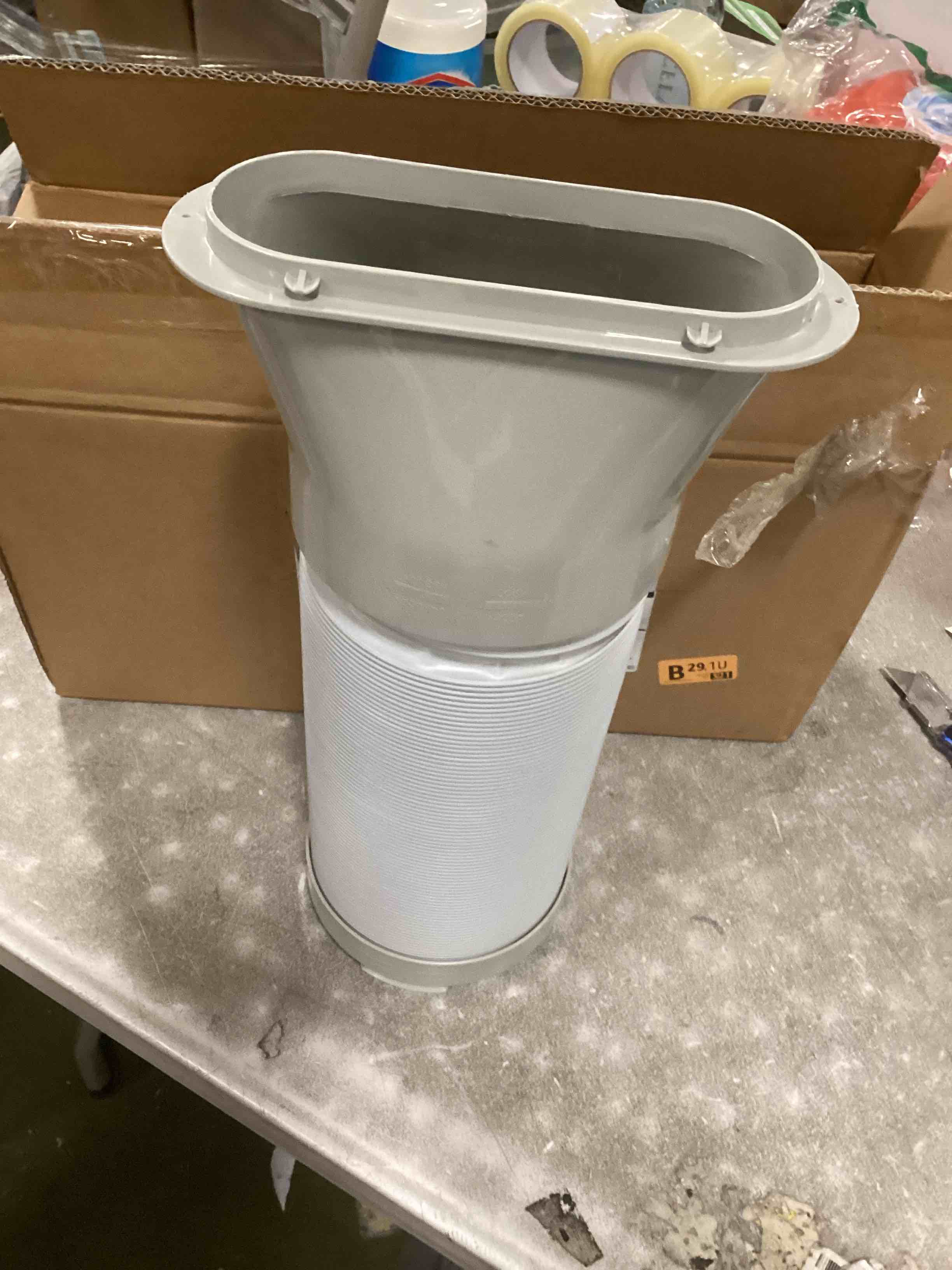 https://s3.amazonaws.com/lotting-images-prod/bidfta/RED6552600_1716895552254.jpeg