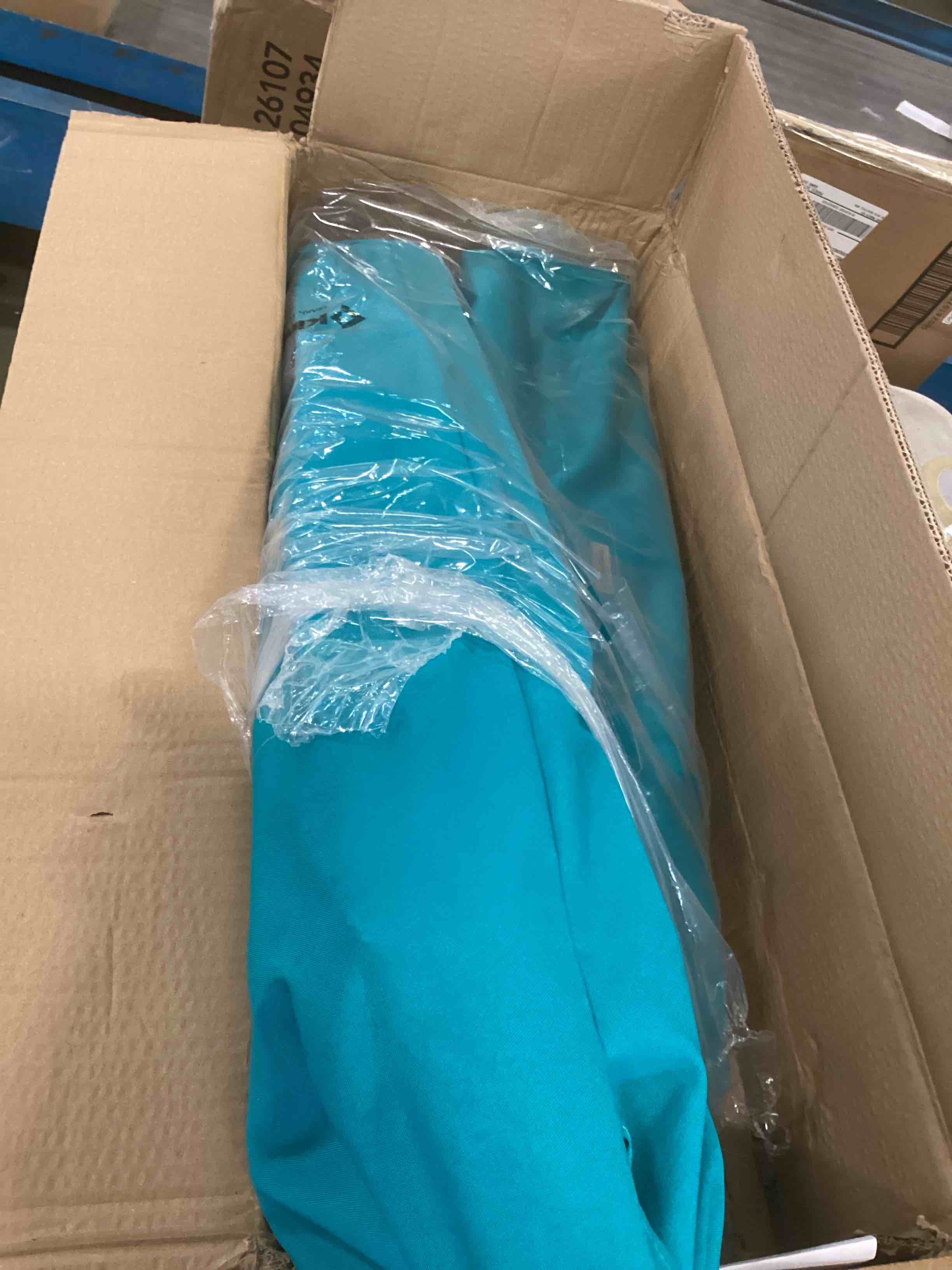 https://s3.amazonaws.com/lotting-images-prod/bidfta/RED6552934_1716993729934.jpeg