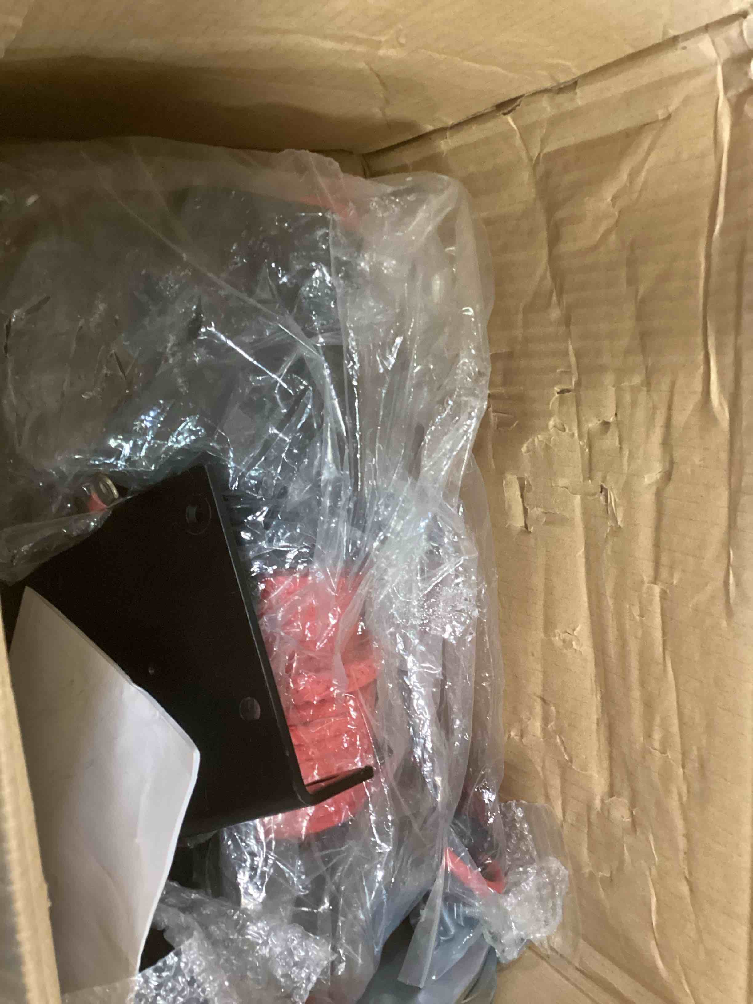 https://s3.amazonaws.com/lotting-images-prod/bidfta/RED6553053_1717010306651.jpeg