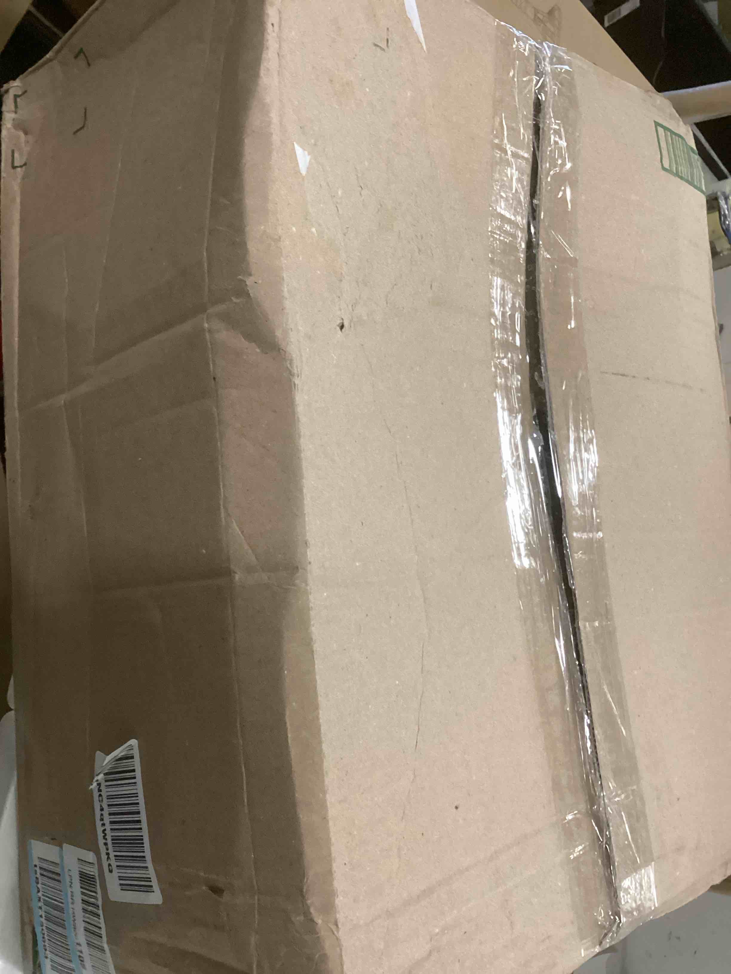 https://s3.amazonaws.com/lotting-images-prod/bidfta/RED6553159_1717075218369.jpeg