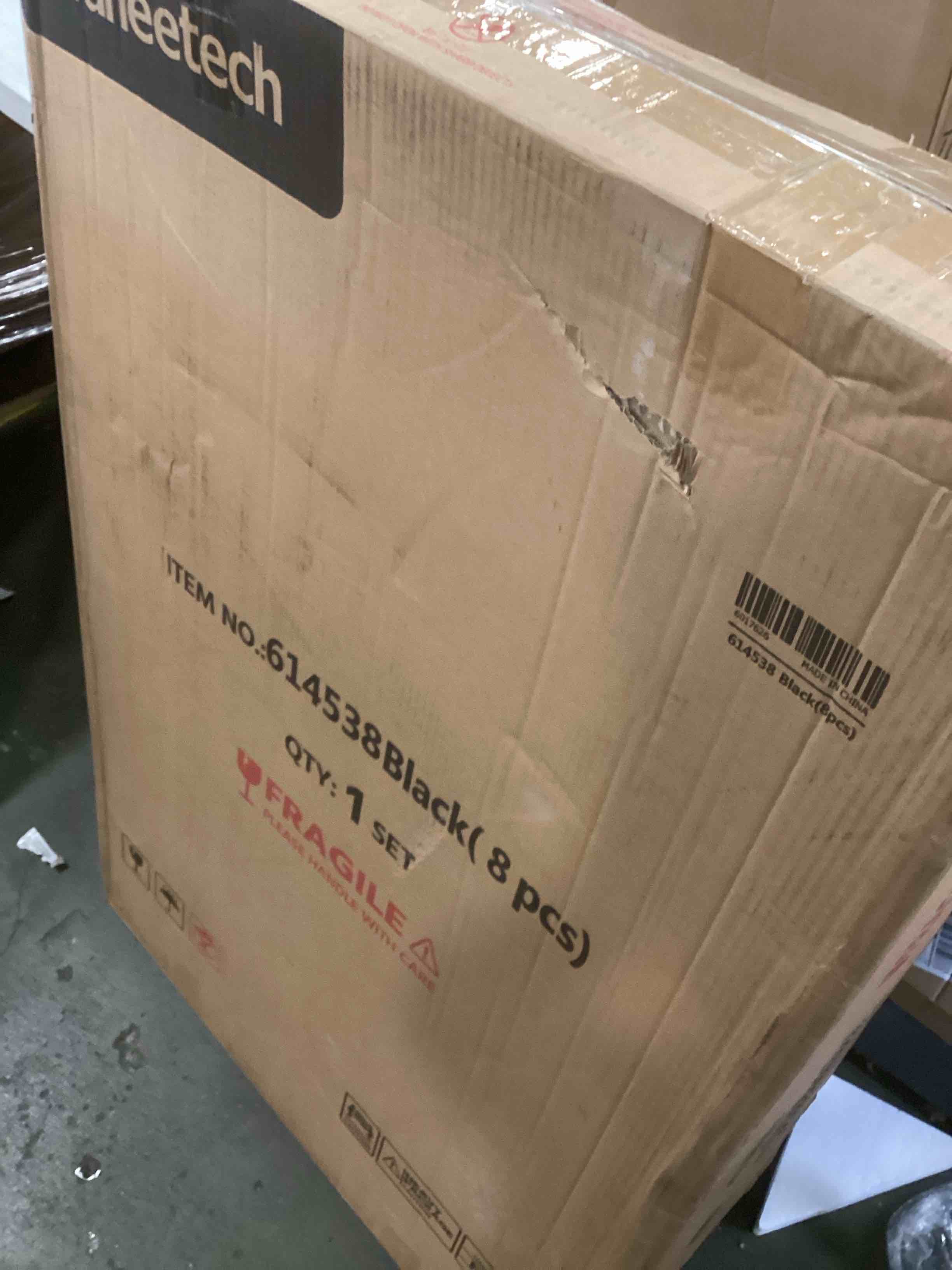https://s3.amazonaws.com/lotting-images-prod/bidfta/RED6553245_1717086919132.jpeg