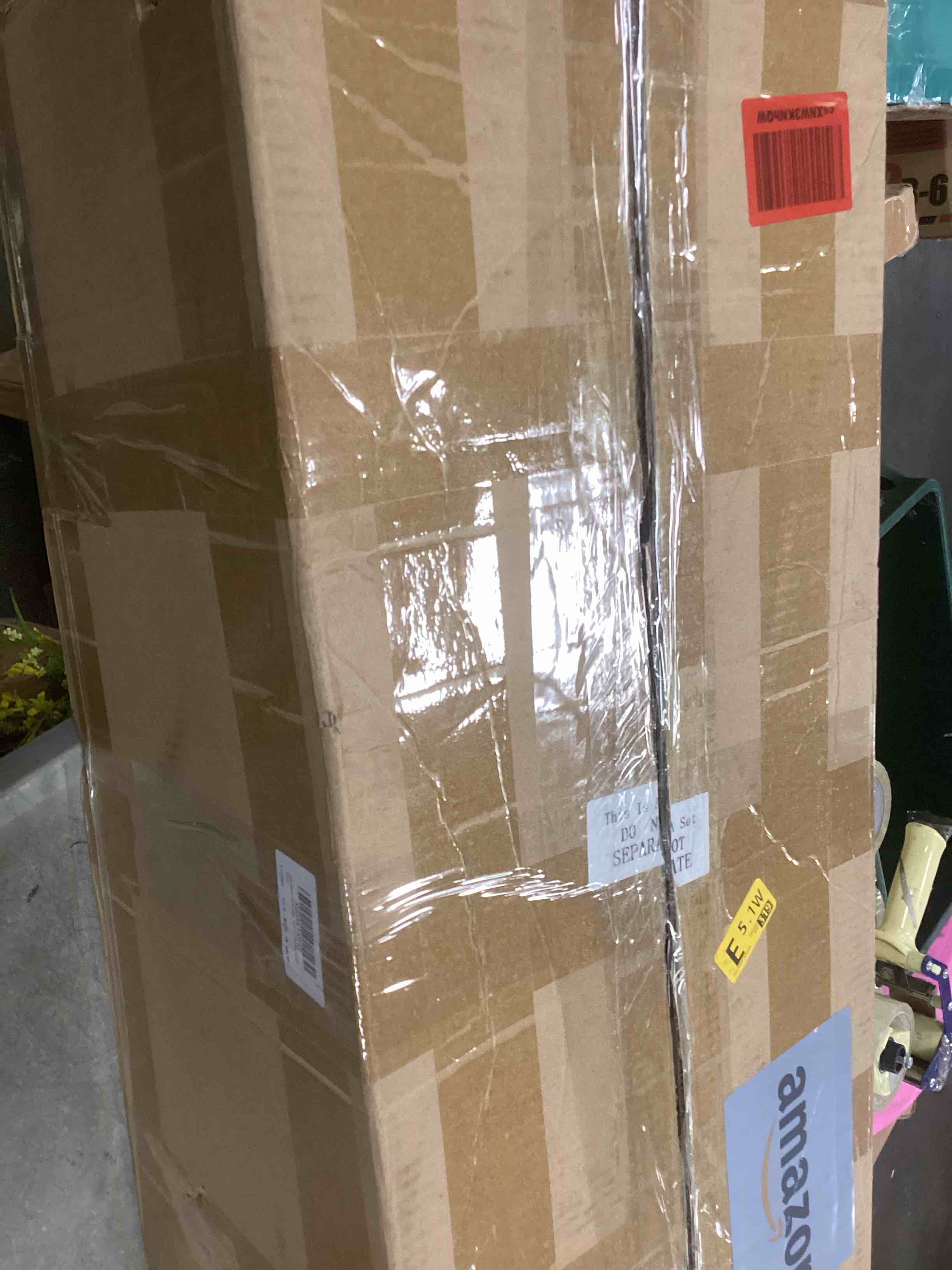 https://s3.amazonaws.com/lotting-images-prod/bidfta/RED6553906_1717414173643.jpeg