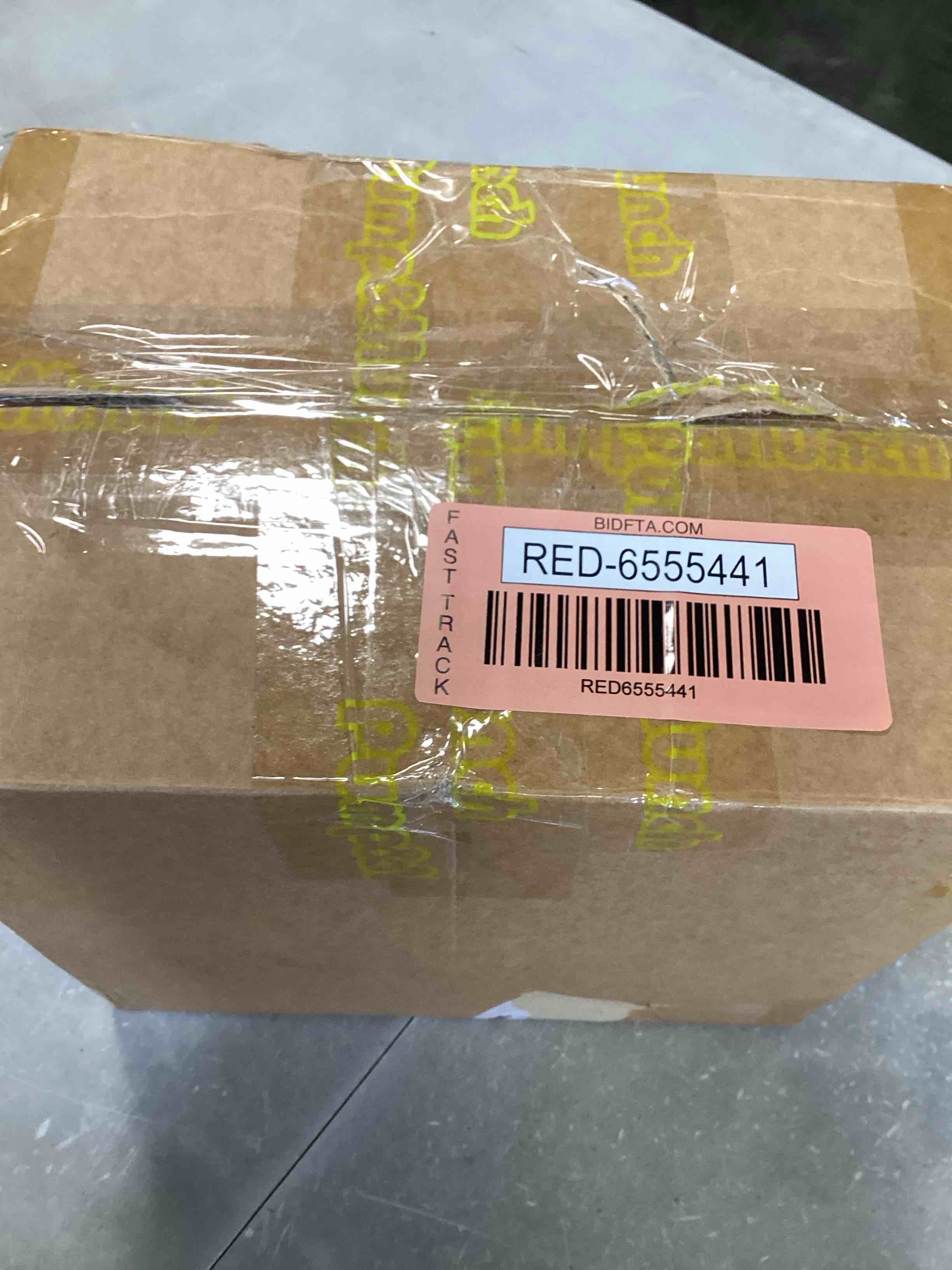 https://s3.amazonaws.com/lotting-images-prod/bidfta/RED6555441_1716577709502.jpeg