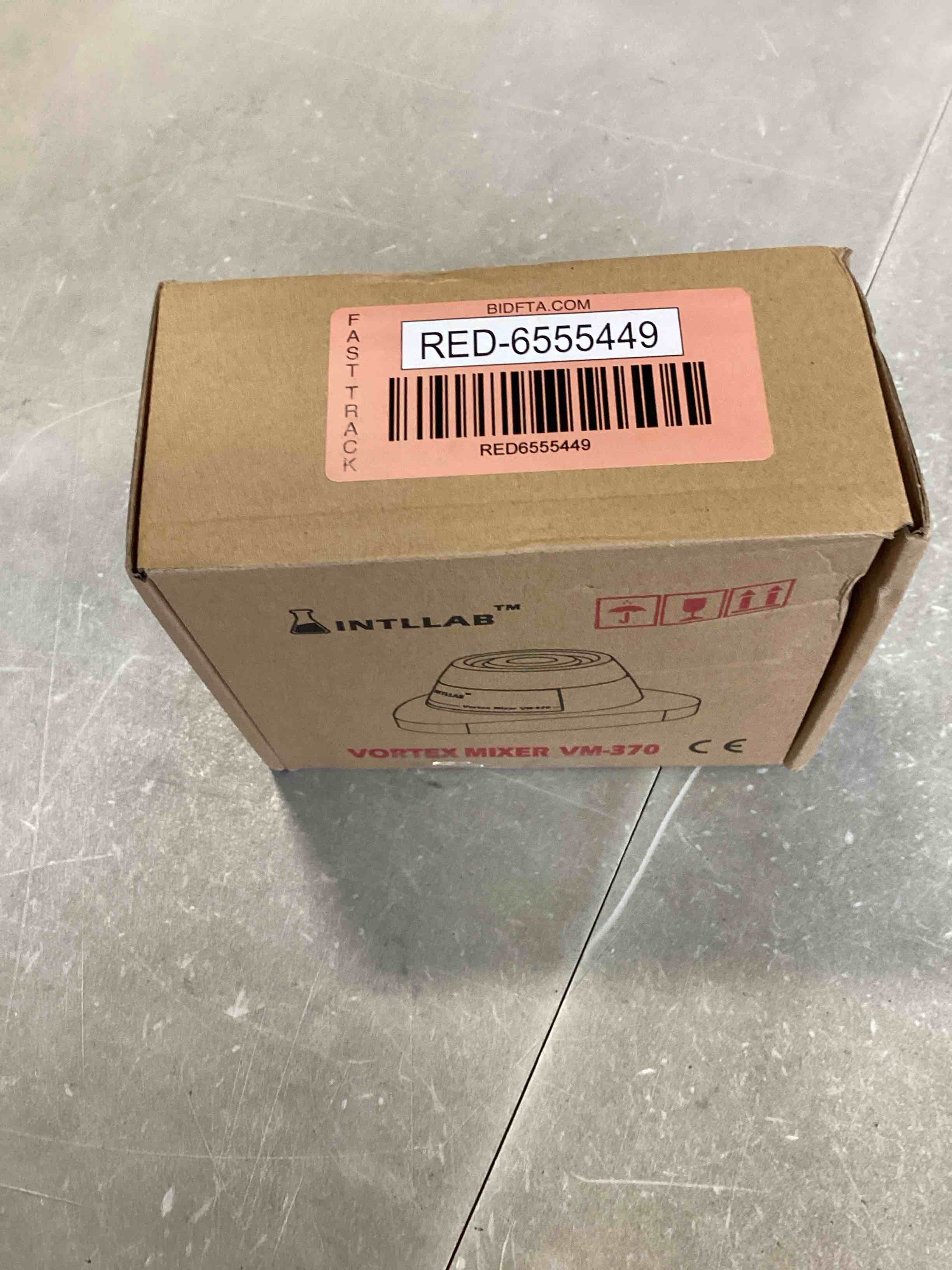 https://s3.amazonaws.com/lotting-images-prod/bidfta/RED6555449_1716578289246.jpeg