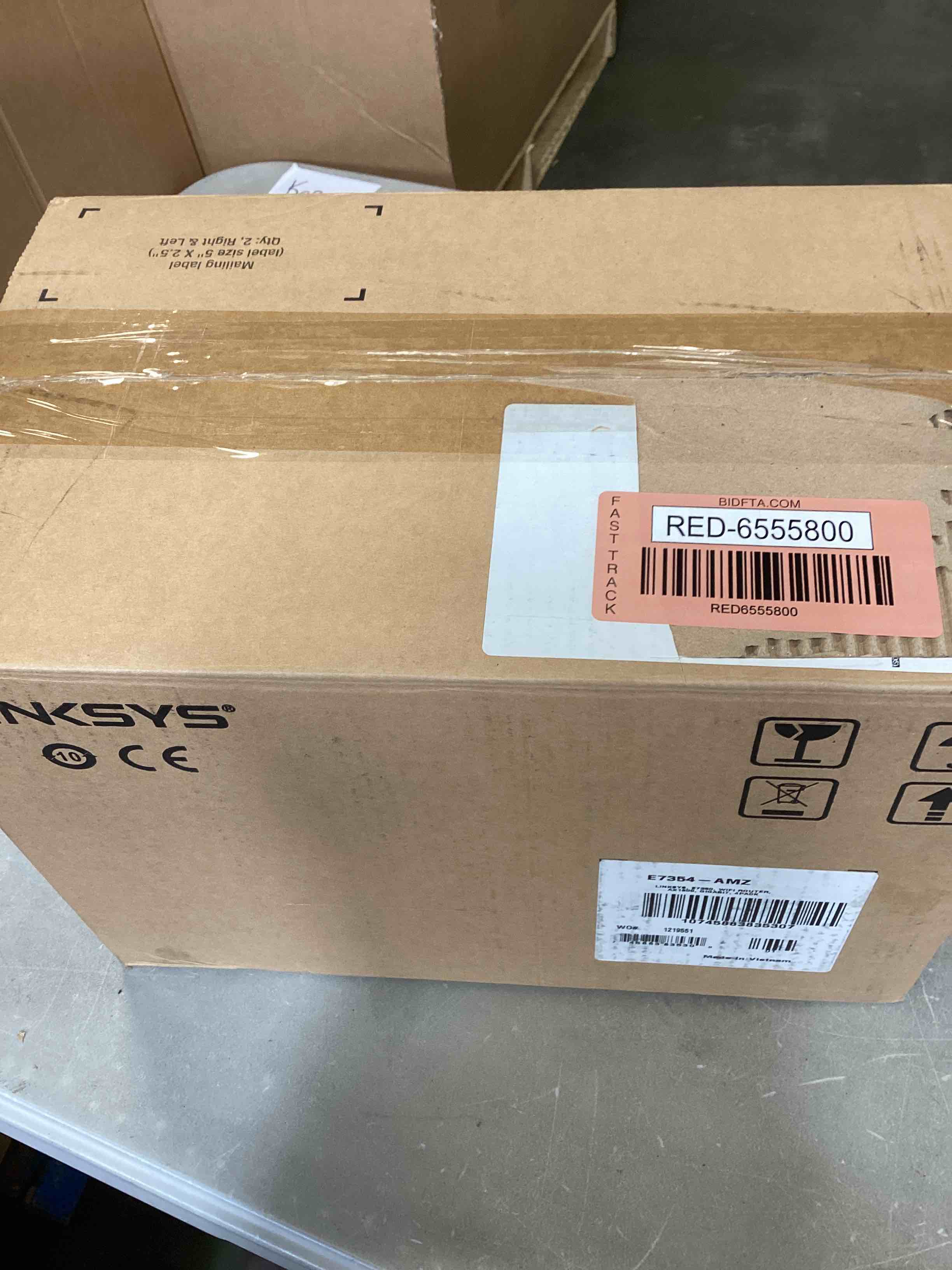 https://s3.amazonaws.com/lotting-images-prod/bidfta/RED6555800_1717088936340.jpeg